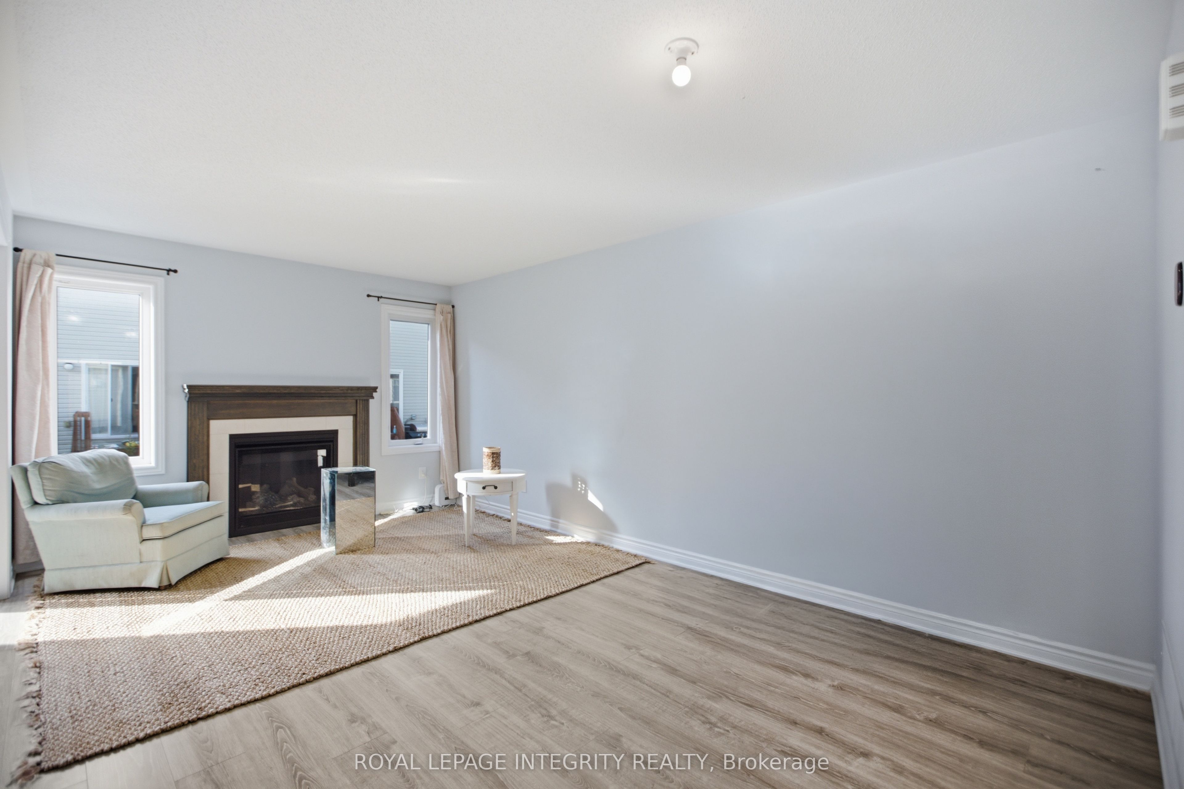 2235 Watercolours Way, Barrhaven, ON K2J 6L3 photo 4