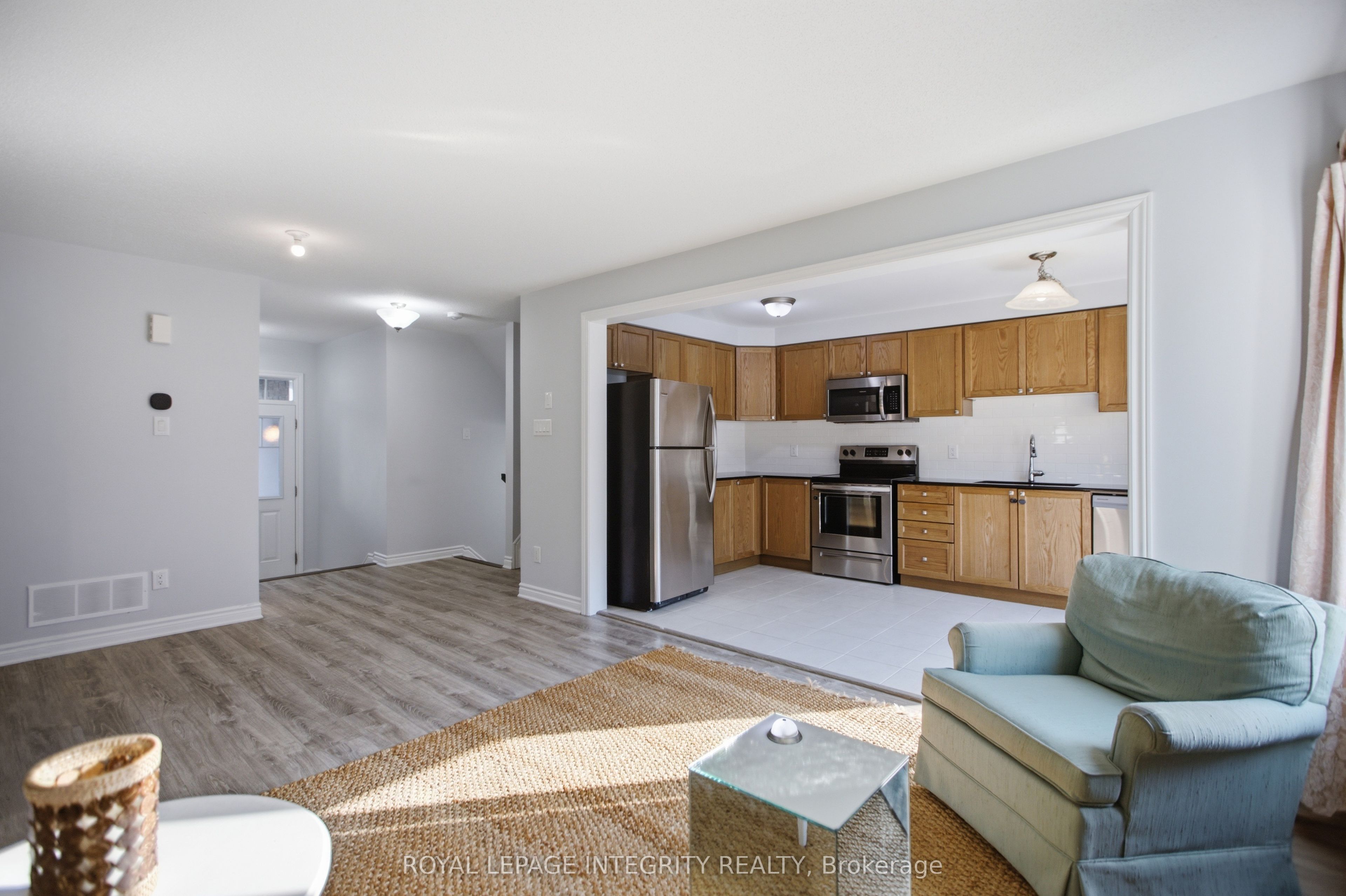 2235 Watercolours Way, Barrhaven, ON K2J 6L3 photo 5