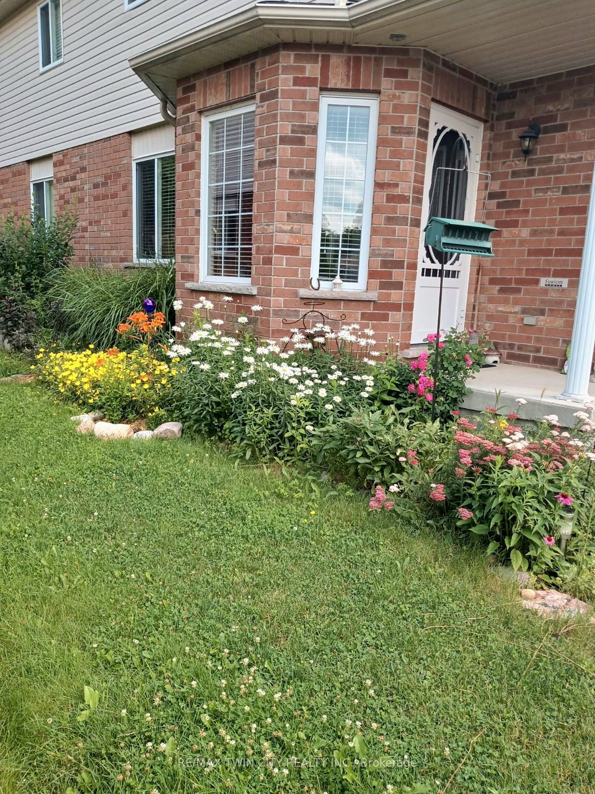 107 Upper Mercer Street, Kitchener, ON N2A 4N1 photo 4
