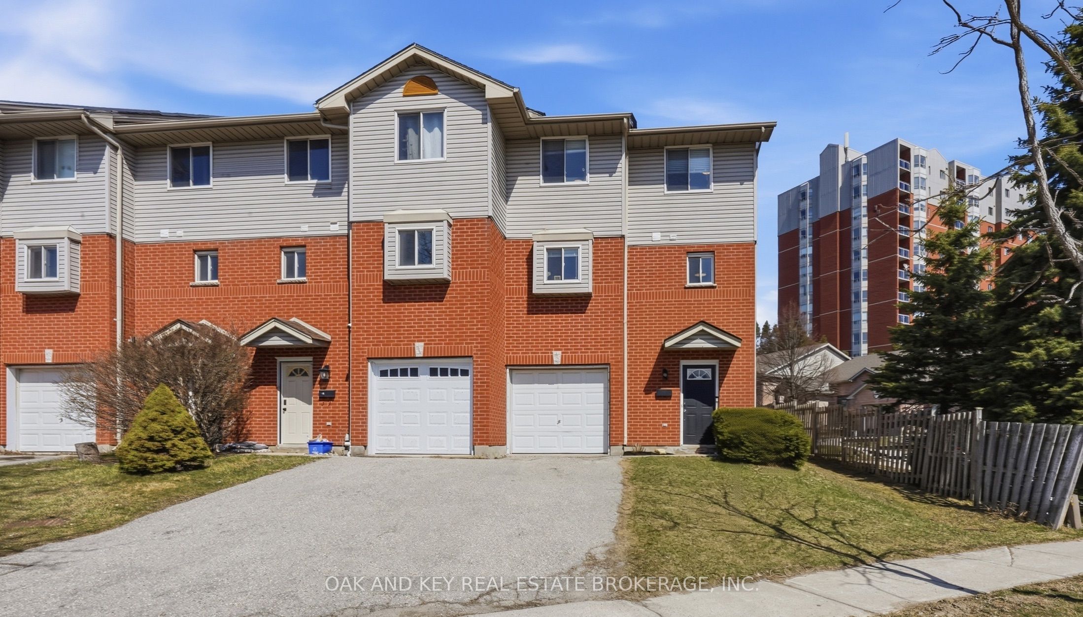 18 Chapman Court, London North, ON N6G 5A7