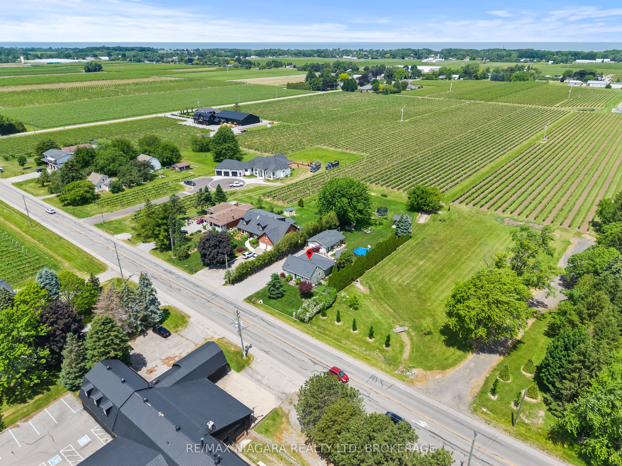 848 East And West Line Road, Niagara-on-the-Lake, ON L0S 1J0 photo 4