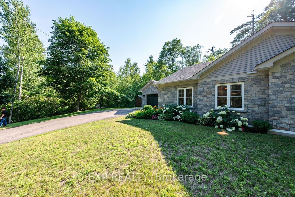 66 Carnegie Crescent, Greater Madawaska, ON K0J 1H0 photo 2