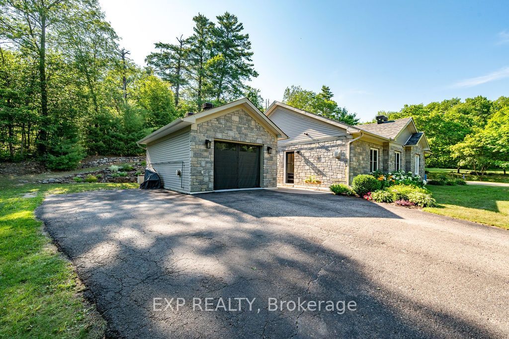 66 Carnegie Crescent, Greater Madawaska, ON K0J 1H0 photo 3