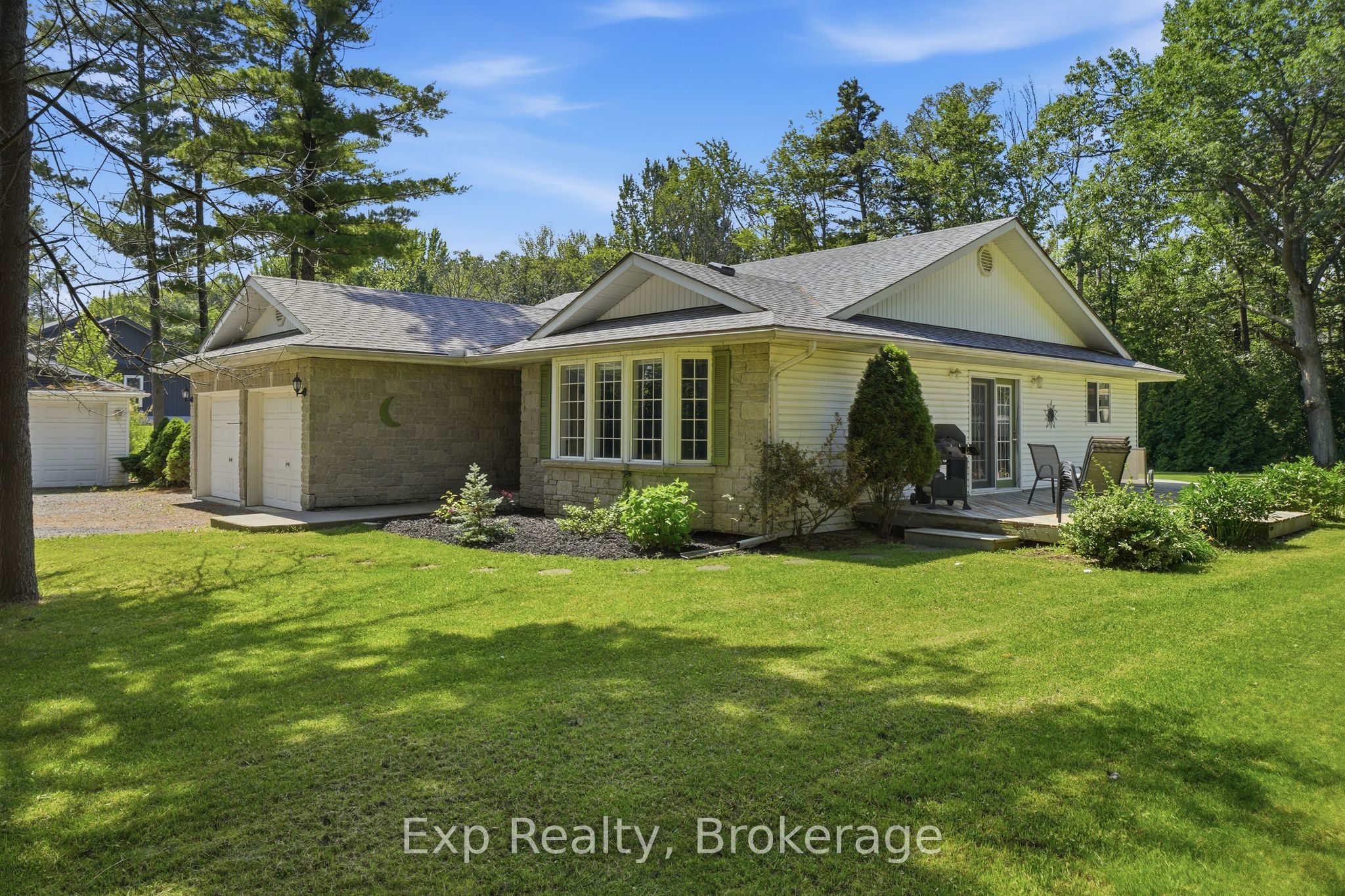 21627 Loyalist Parkway, Prince Edward County, ON K0K 1L0 photo 2