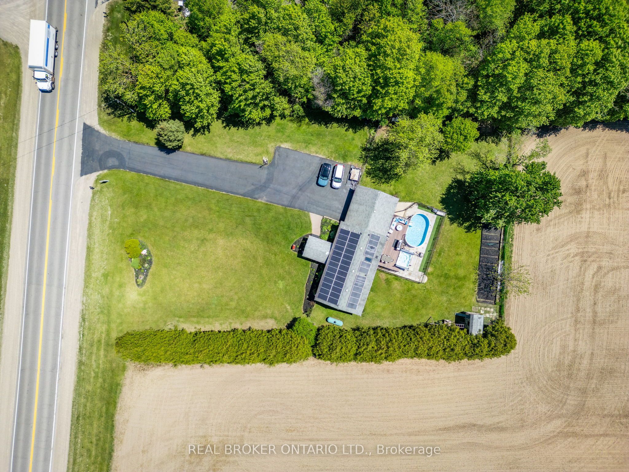 6022 Trafalgar Road, Erin, ON L0N 1N0
