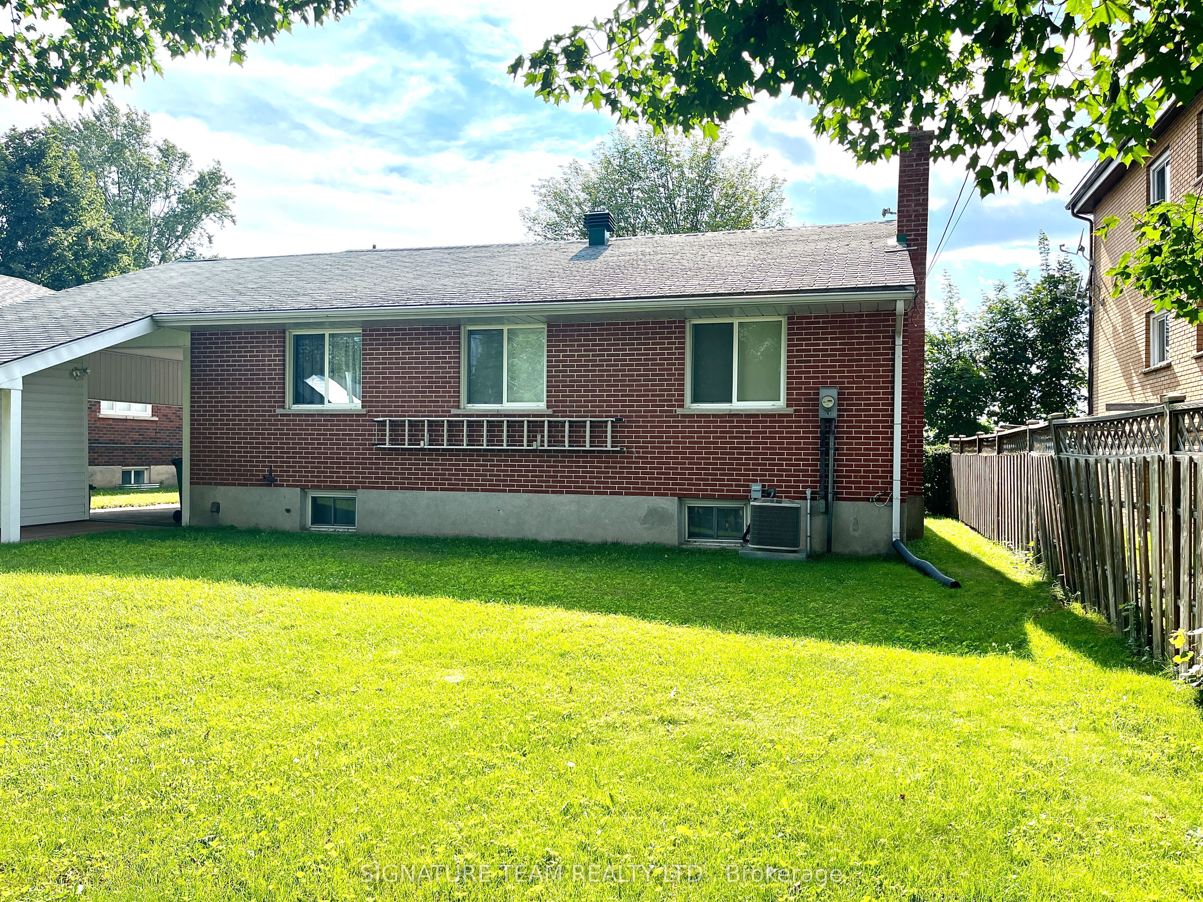 595 Cecelia Street, Pembroke, ON K8A 1T3 photo 4