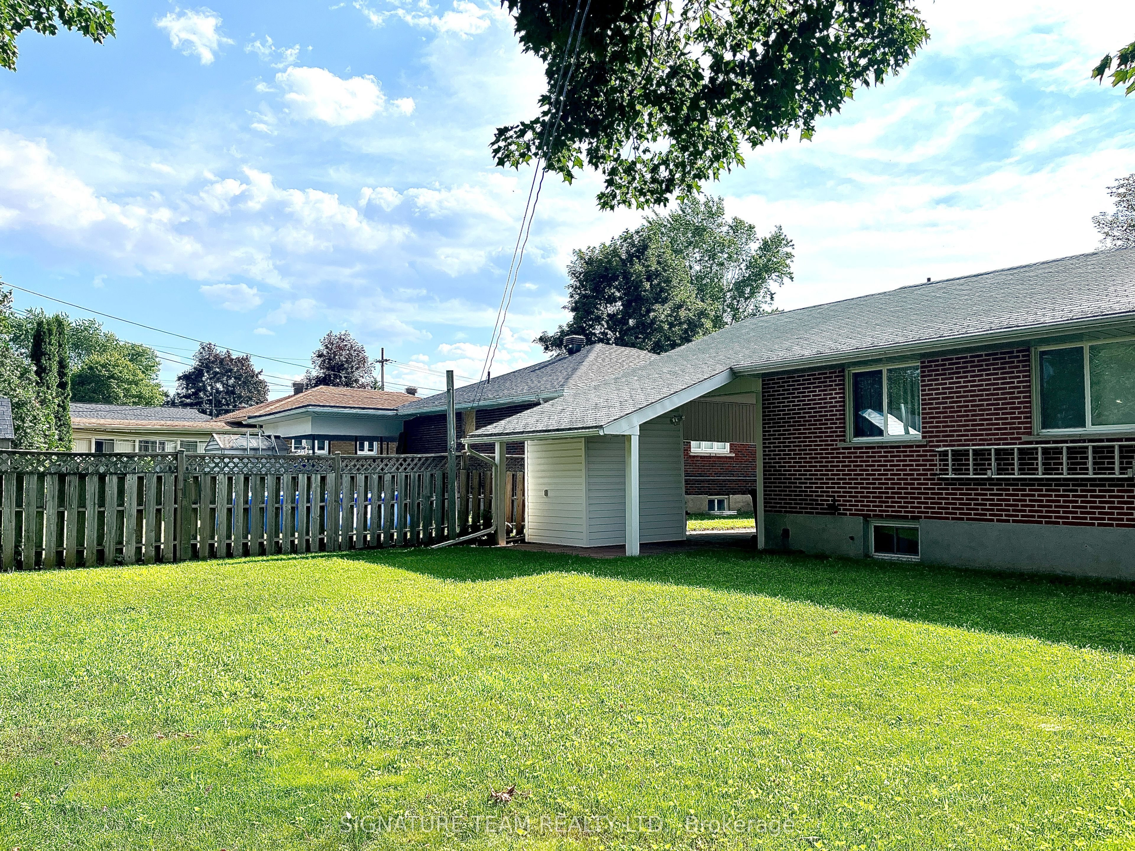 595 Cecelia Street, Pembroke, ON K8A 1T3 photo 5