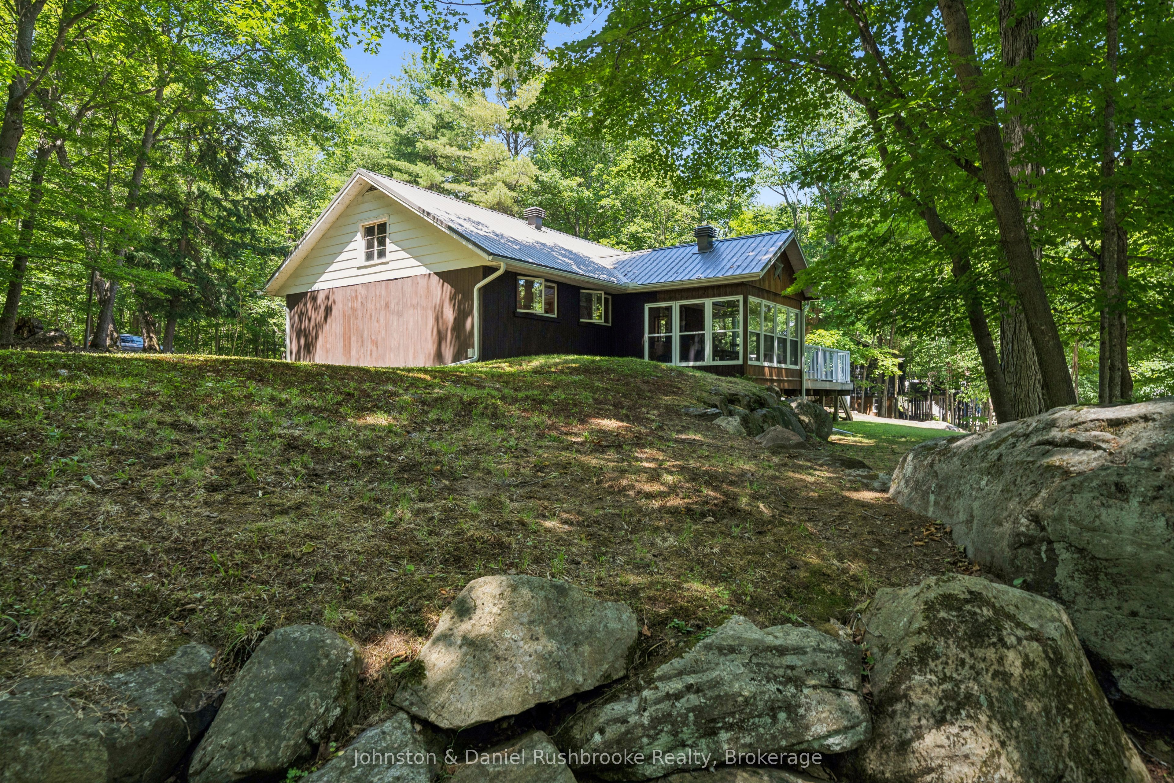 1155 Stephen Road 8, Muskoka Lakes, ON P0B 1J0 photo 2