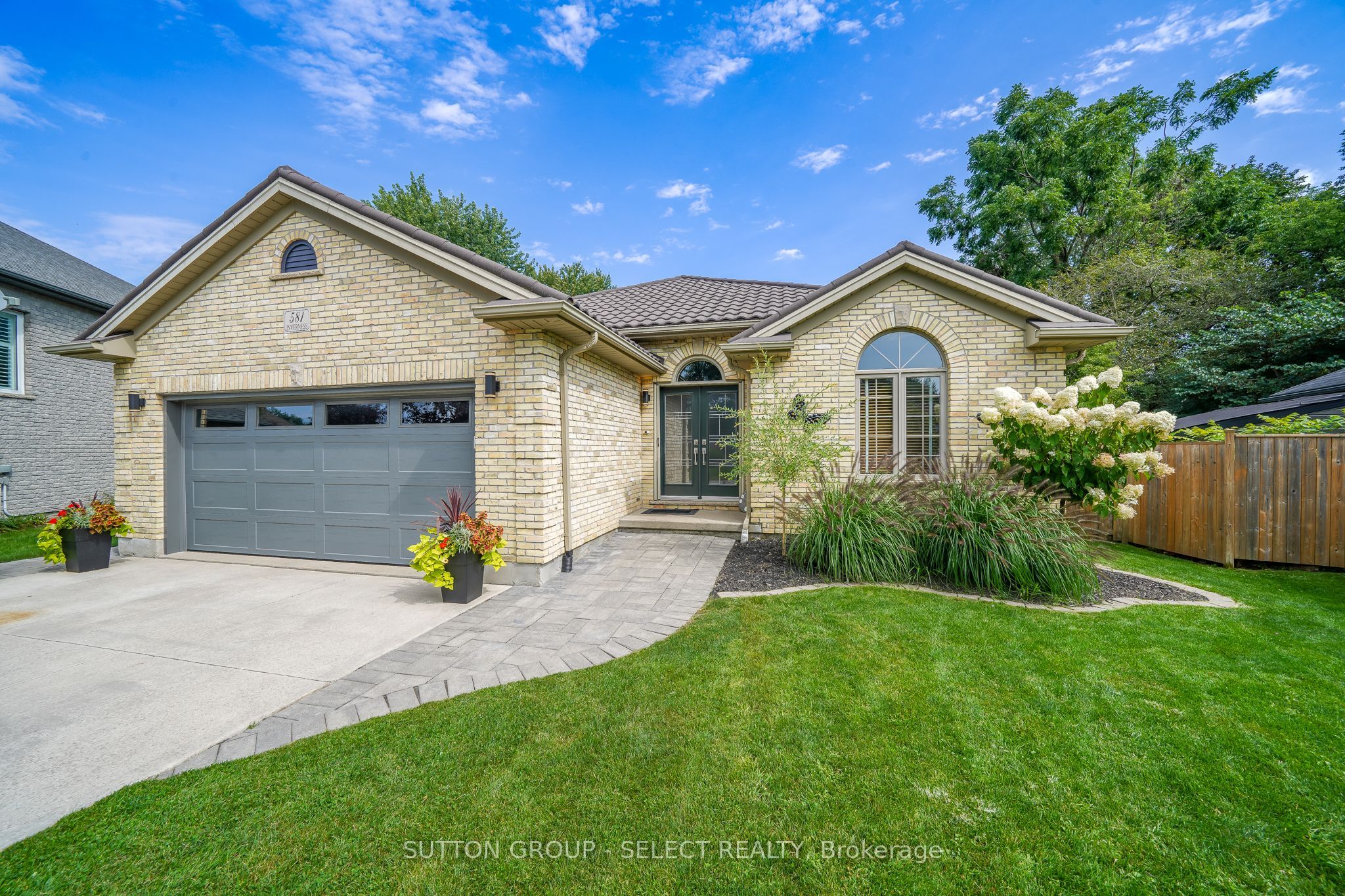 581 Inverness Avenue, London North, ON N6H 5R3 photo 2