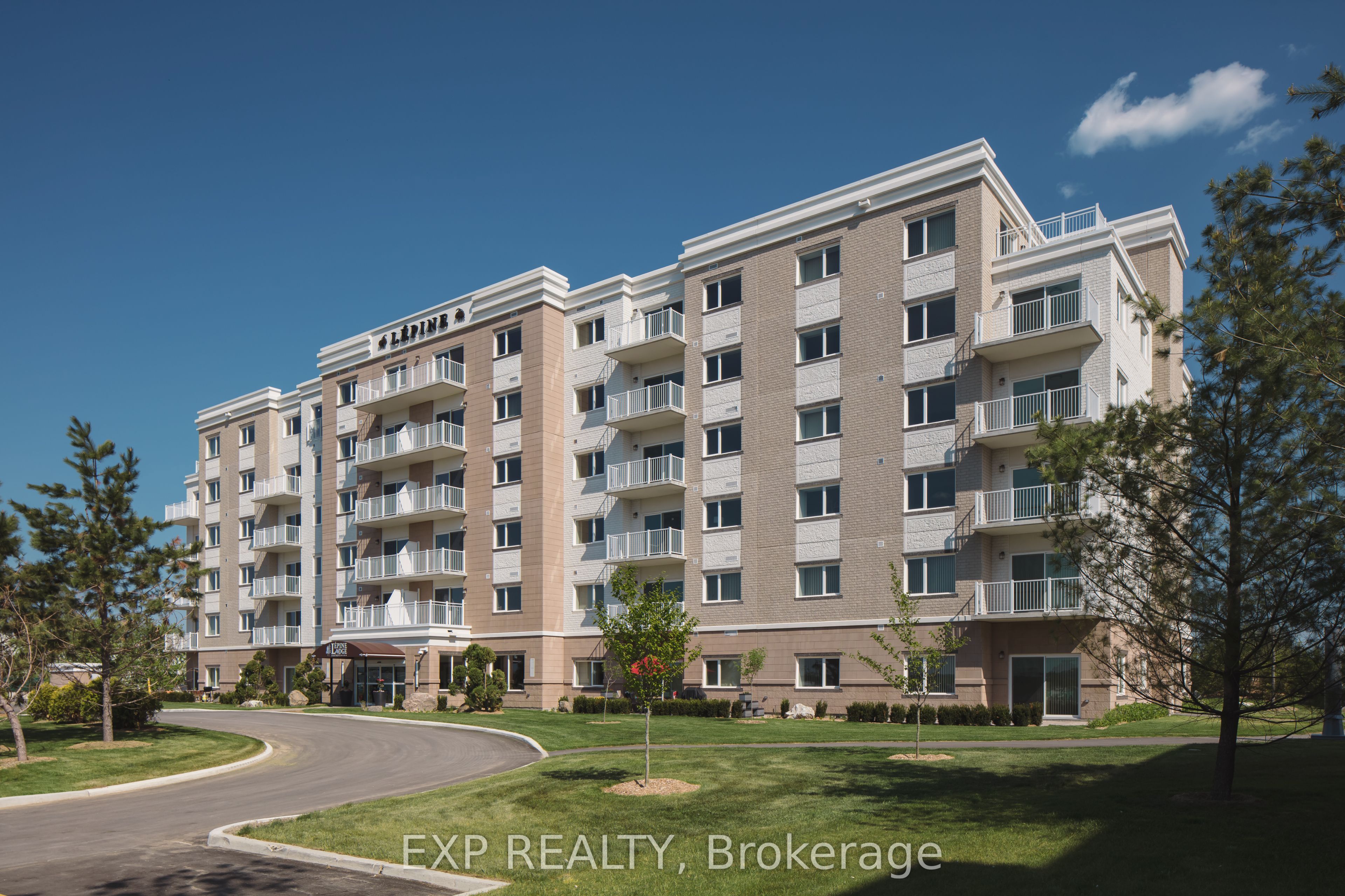 459 BARNET Boulevard E215, Renfrew, ON K7V 0C9