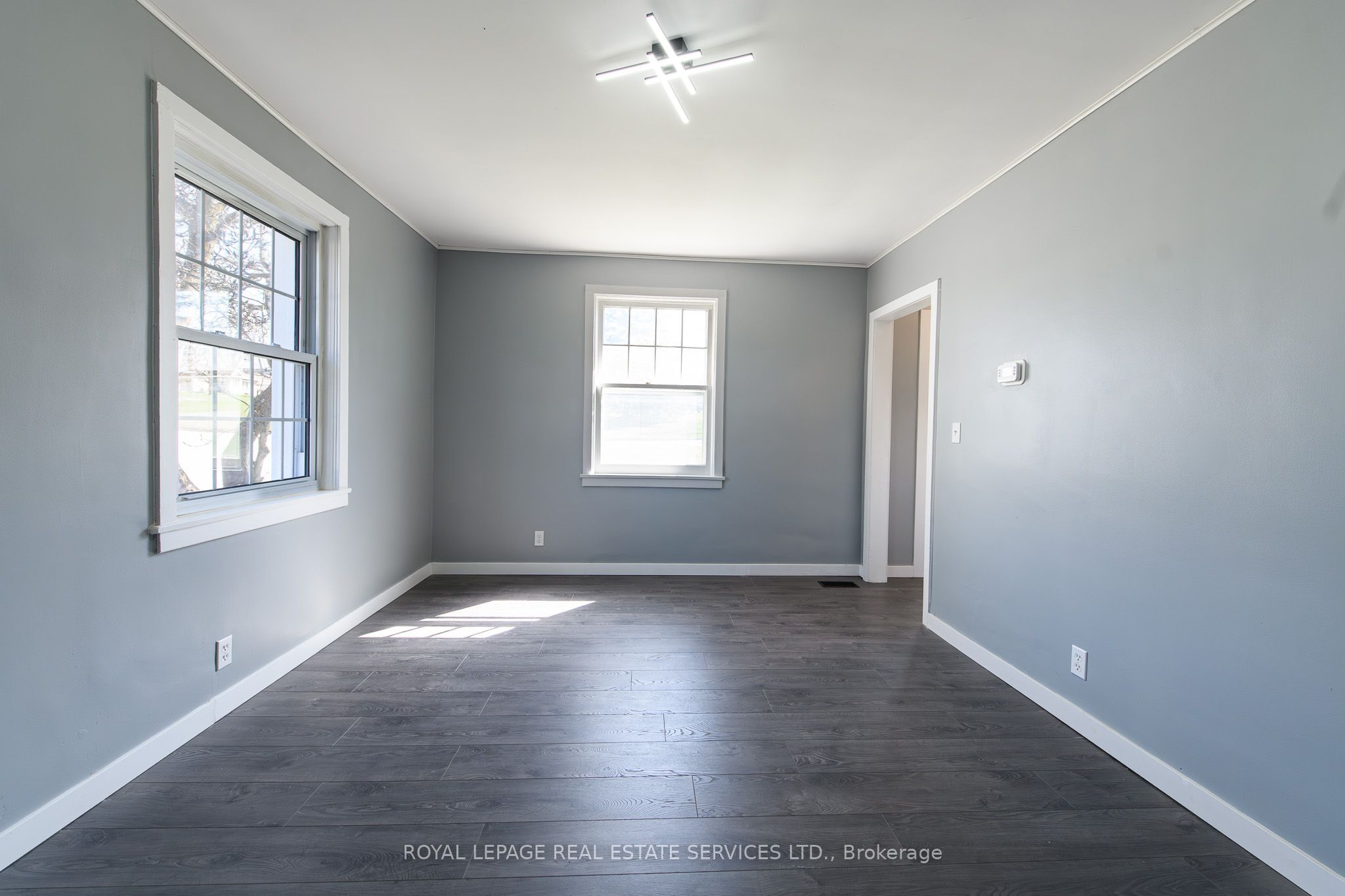 701 5th Street E, Owen Sound, ON N4K 1E4 photo 4
