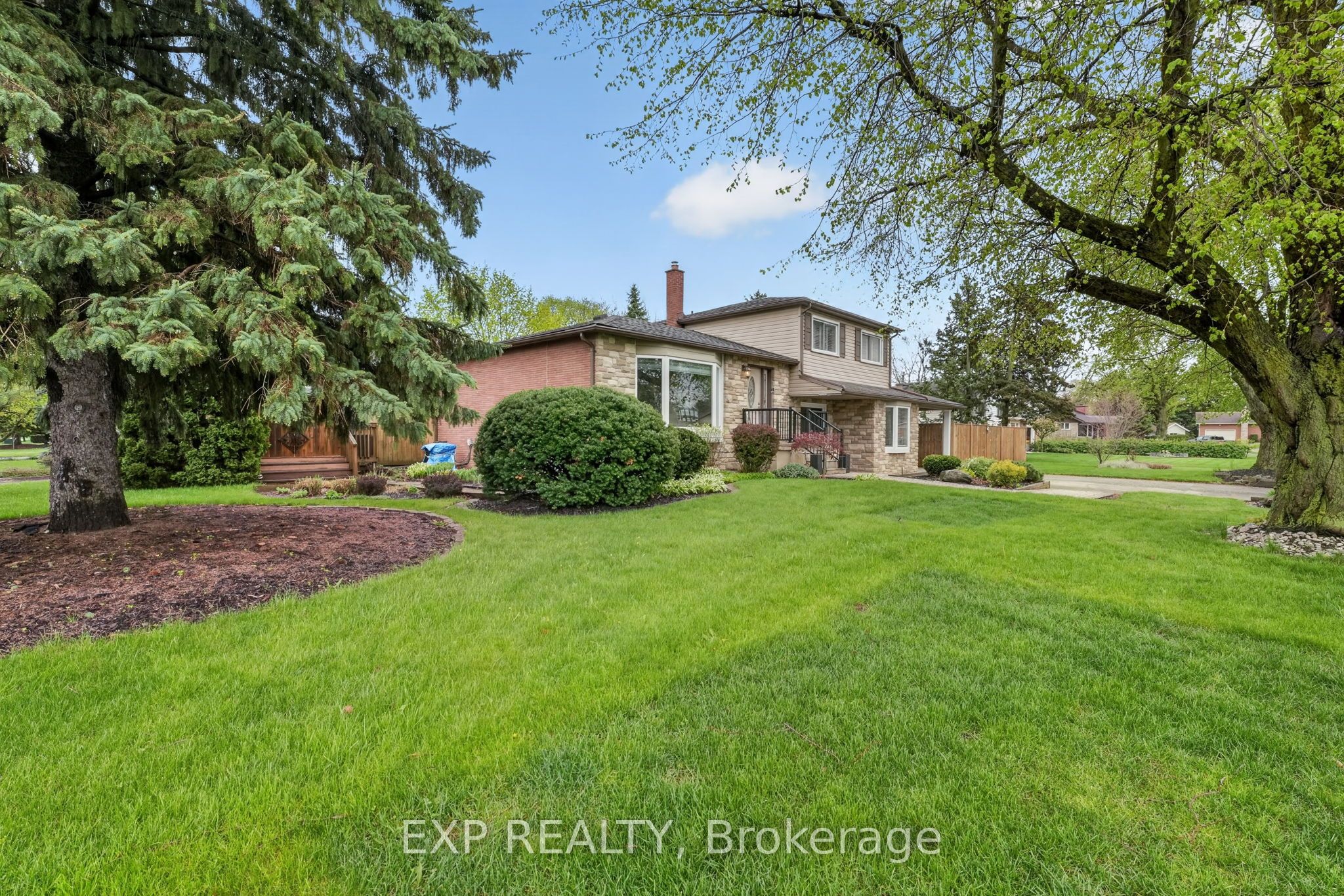 3510 Yale Crescent, Niagara Falls, ON L2J 3C5 photo 3