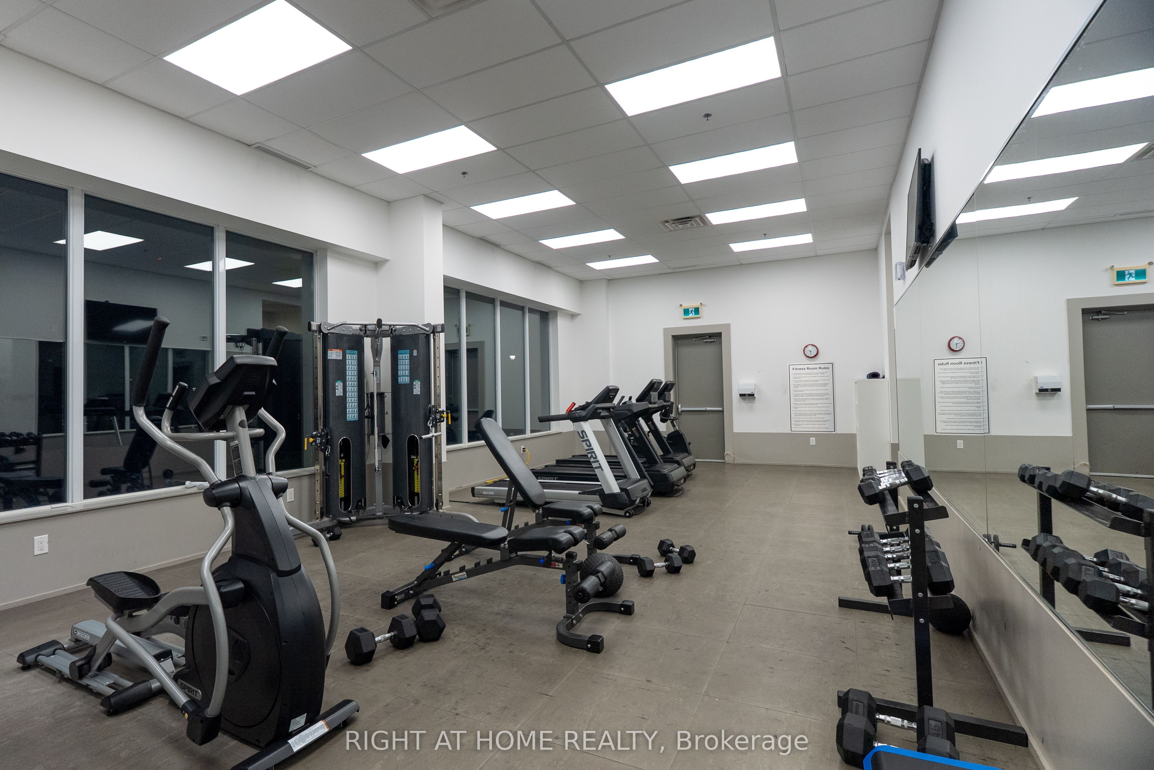 550 North Service Road 413, Grimsby, ON L3M 0H9 photo 5