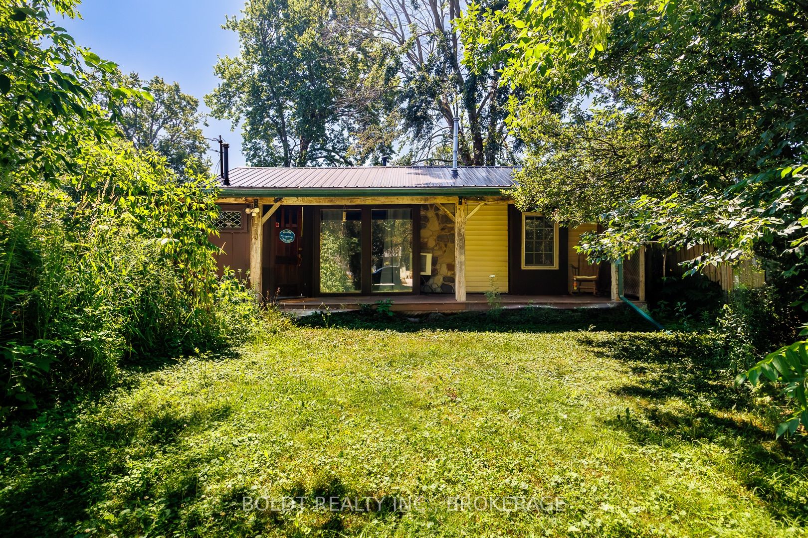 10569 Maplewood Drive, Wainfleet, ON L3K 5V4