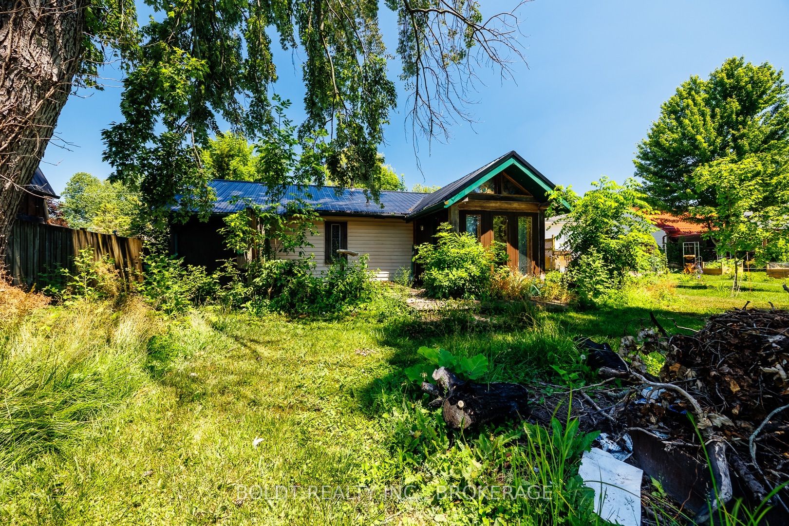 10569 Maplewood Drive, Wainfleet, ON L3K 5V4 photo 3