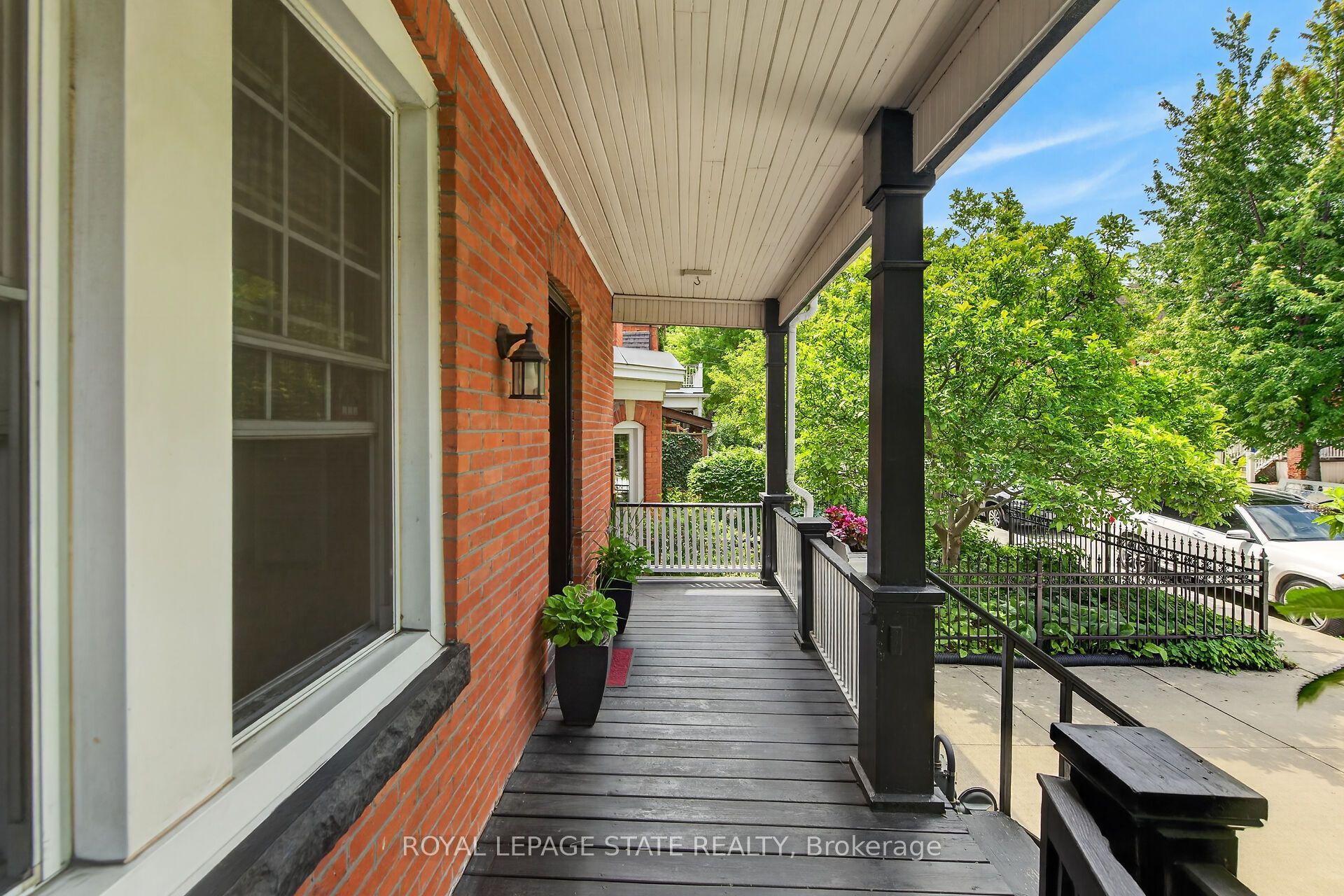 169 Emerald Street S, Hamilton, ON L8N 2V6 photo 4