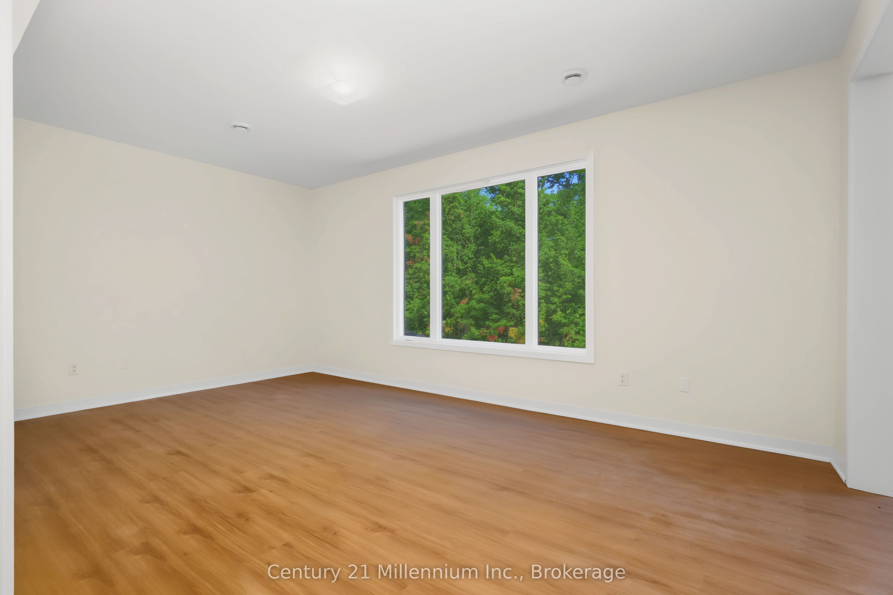09 Steinway Street, Saugeen Shores, ON N0H 2L0 photo 4