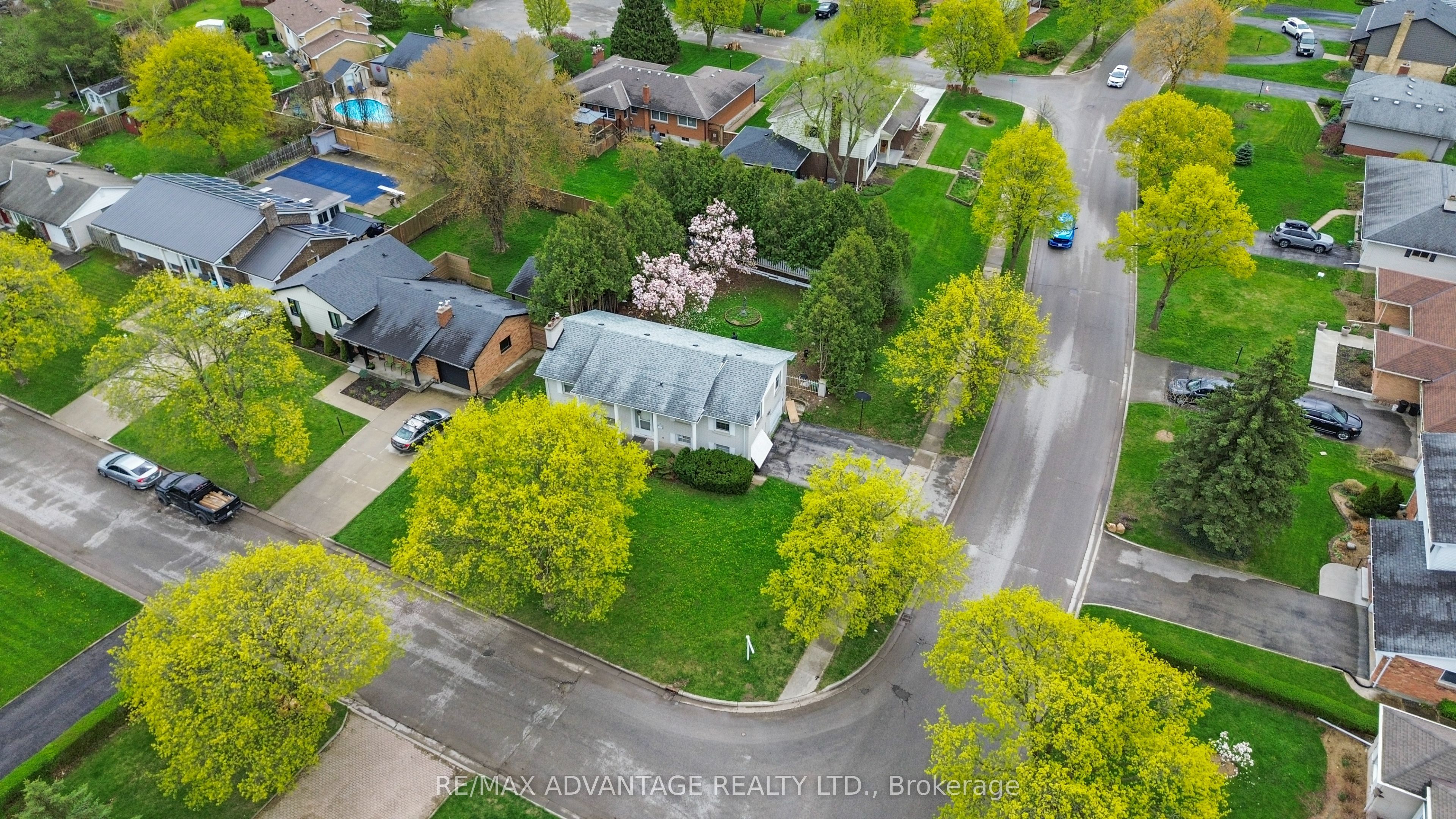 485 Chiddington Avenue, London South, ON N6C 2W1 photo 3
