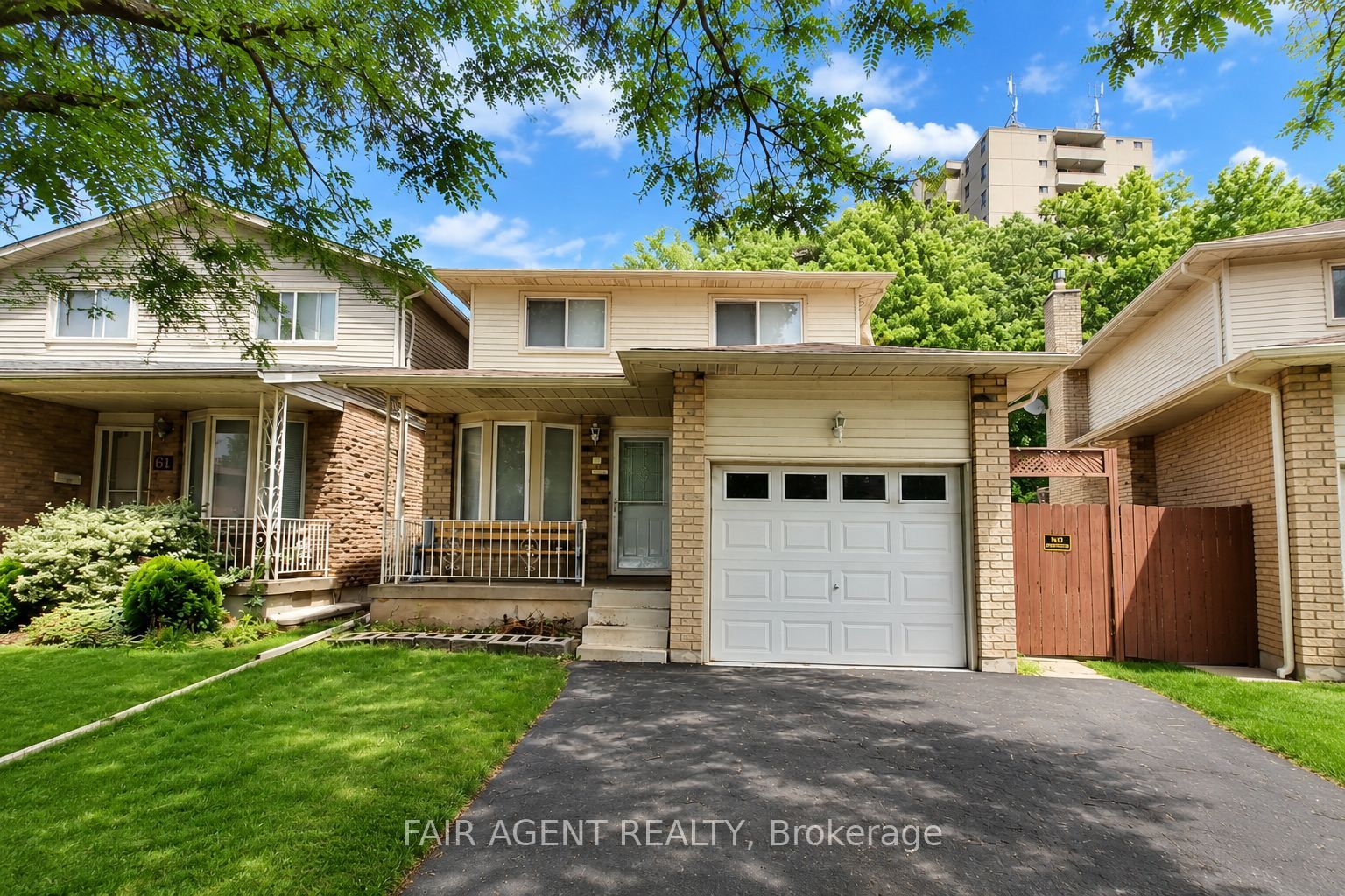 65 Berkindale Drive, Hamilton, ON L8E 4B5