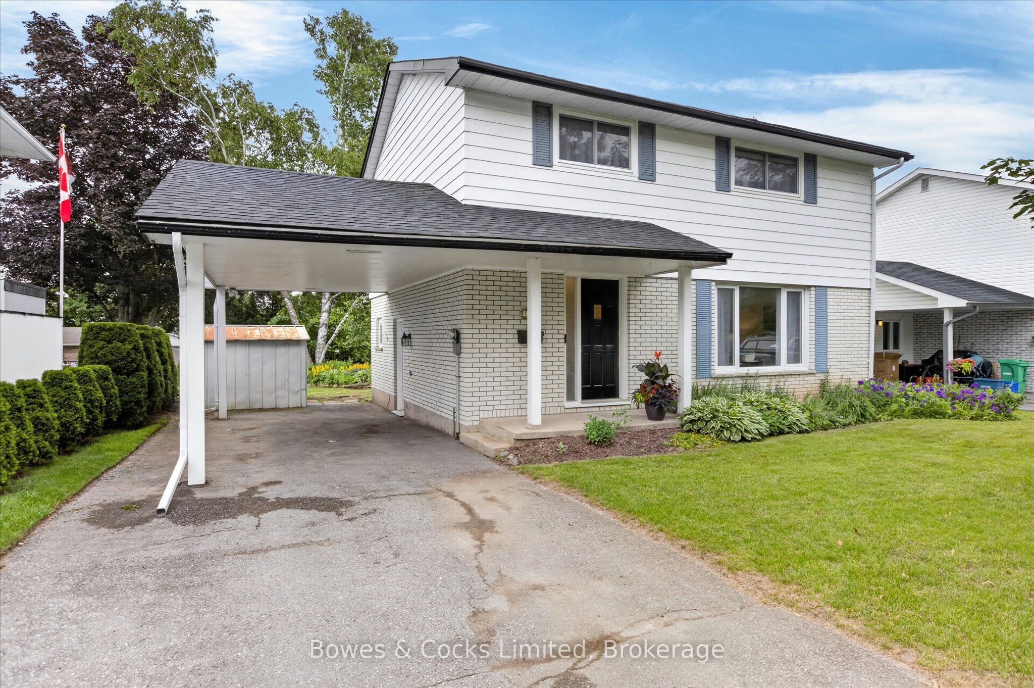 1228 Bathurst Street, Peterborough, ON K9H 6X5