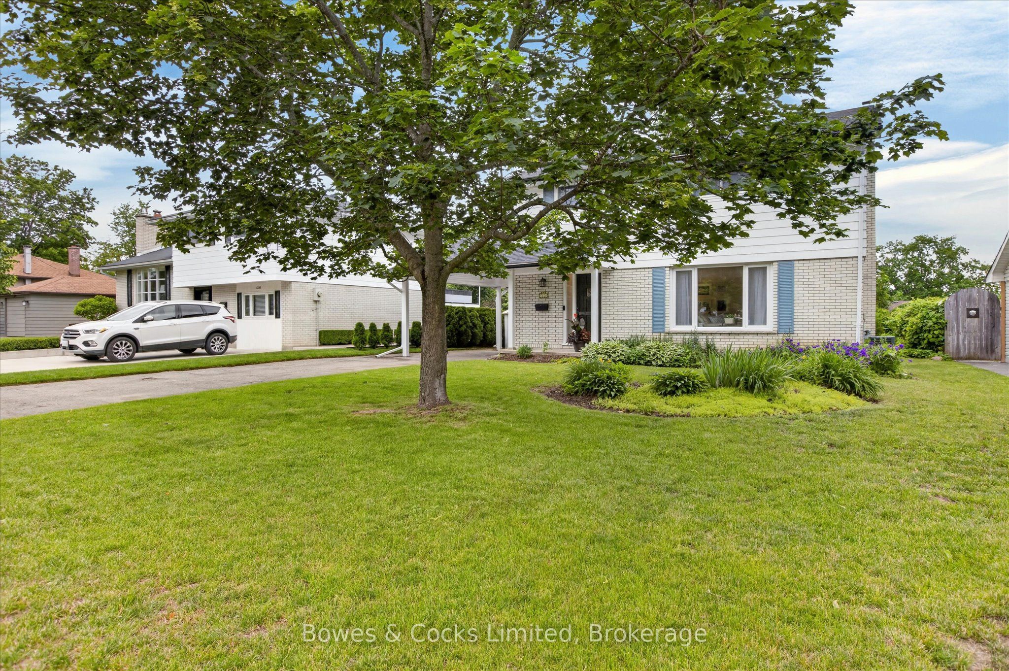 1228 Bathurst Street, Peterborough, ON K9H 6X5 photo 4