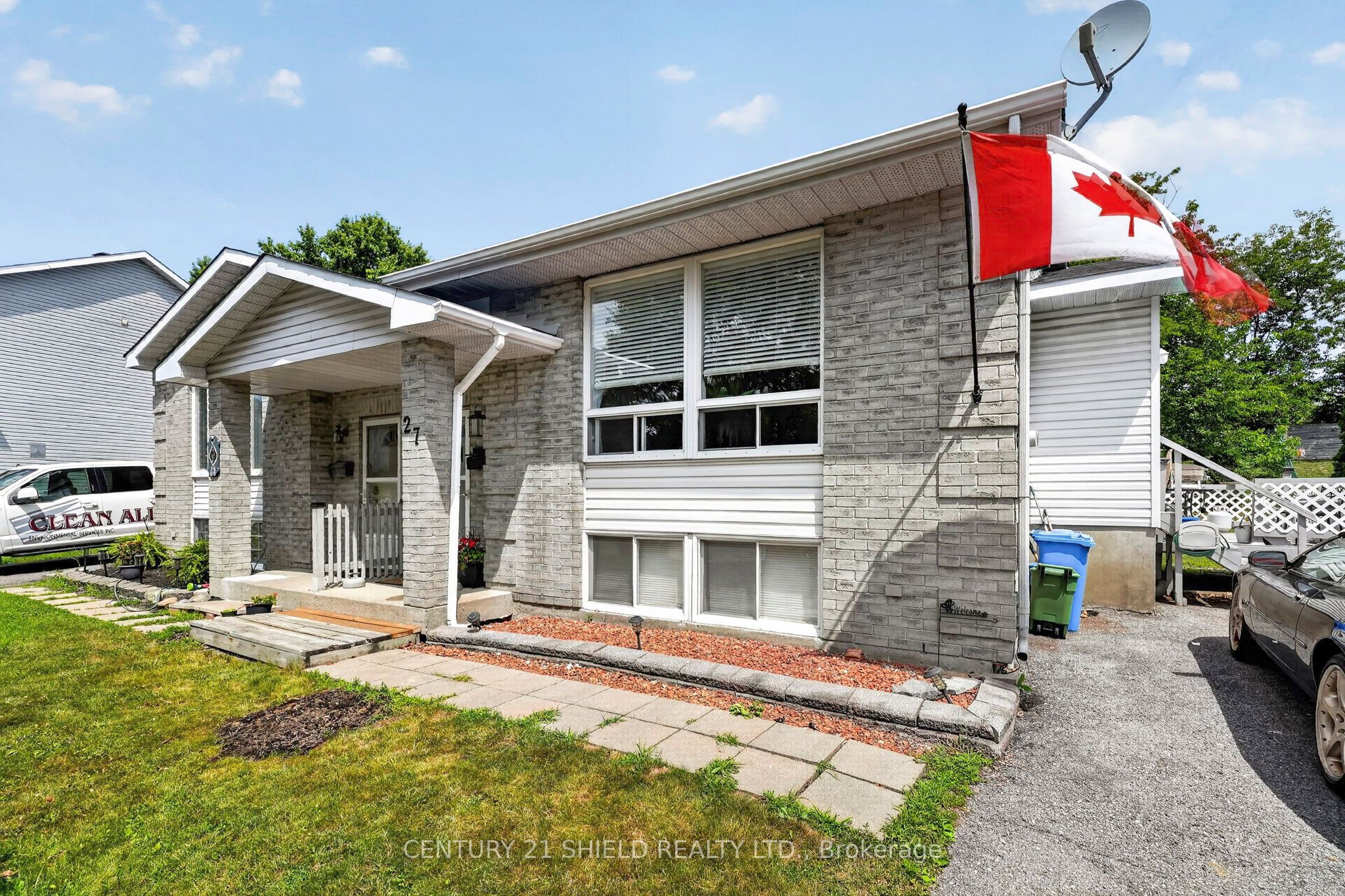 27 WELLINGTON Street E, Cornwall, ON K6H 6W8