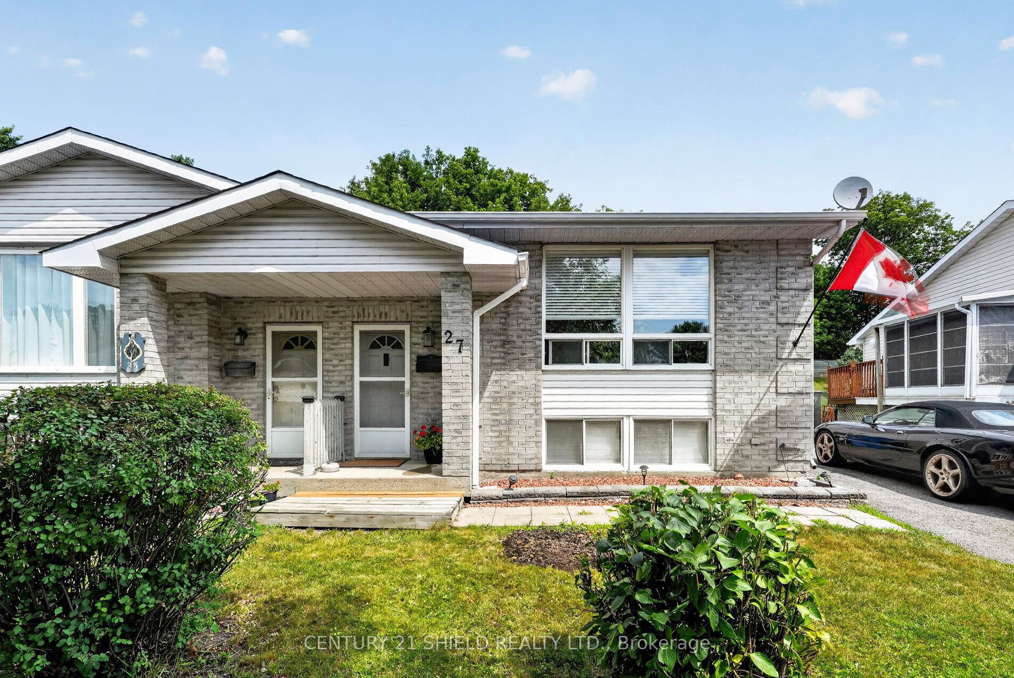 27 WELLINGTON Street E, Cornwall, ON K6H 6W8 photo 2