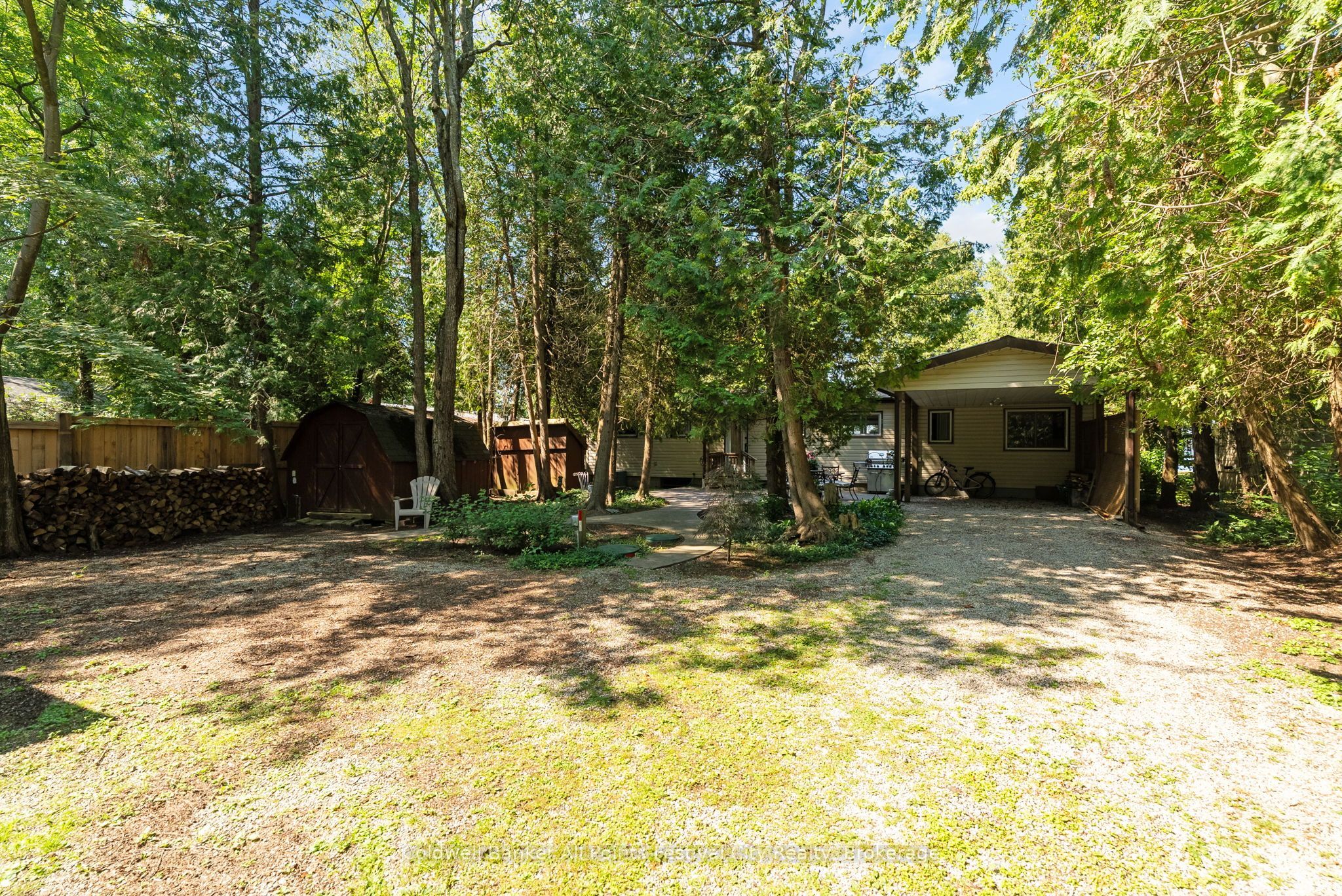149 Huron Road W, Huron-Kinloss, ON N2Z 2X3 photo 4