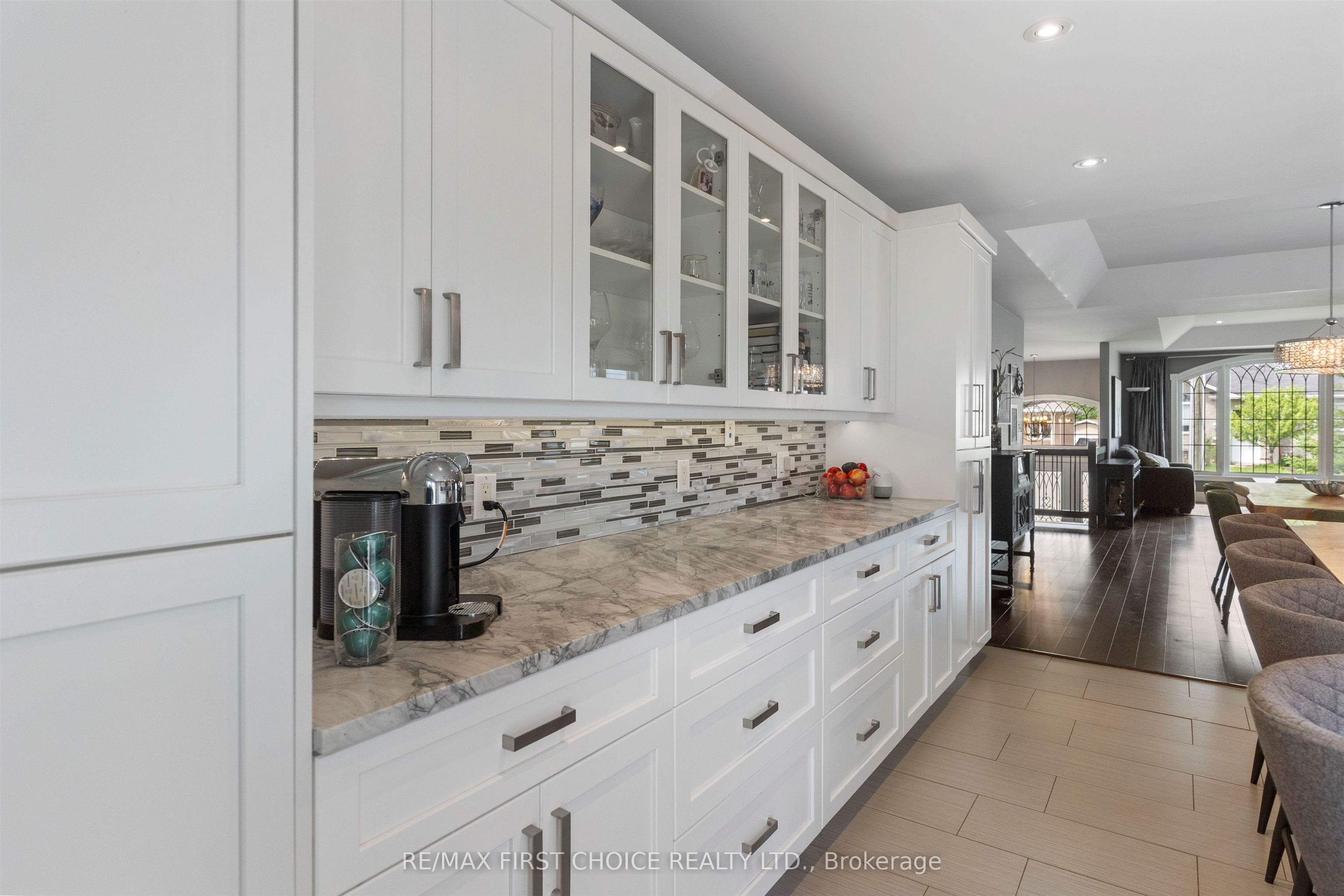 740 WOODCREST RD, Thunder Bay, ON P7G 1J2 photo 4