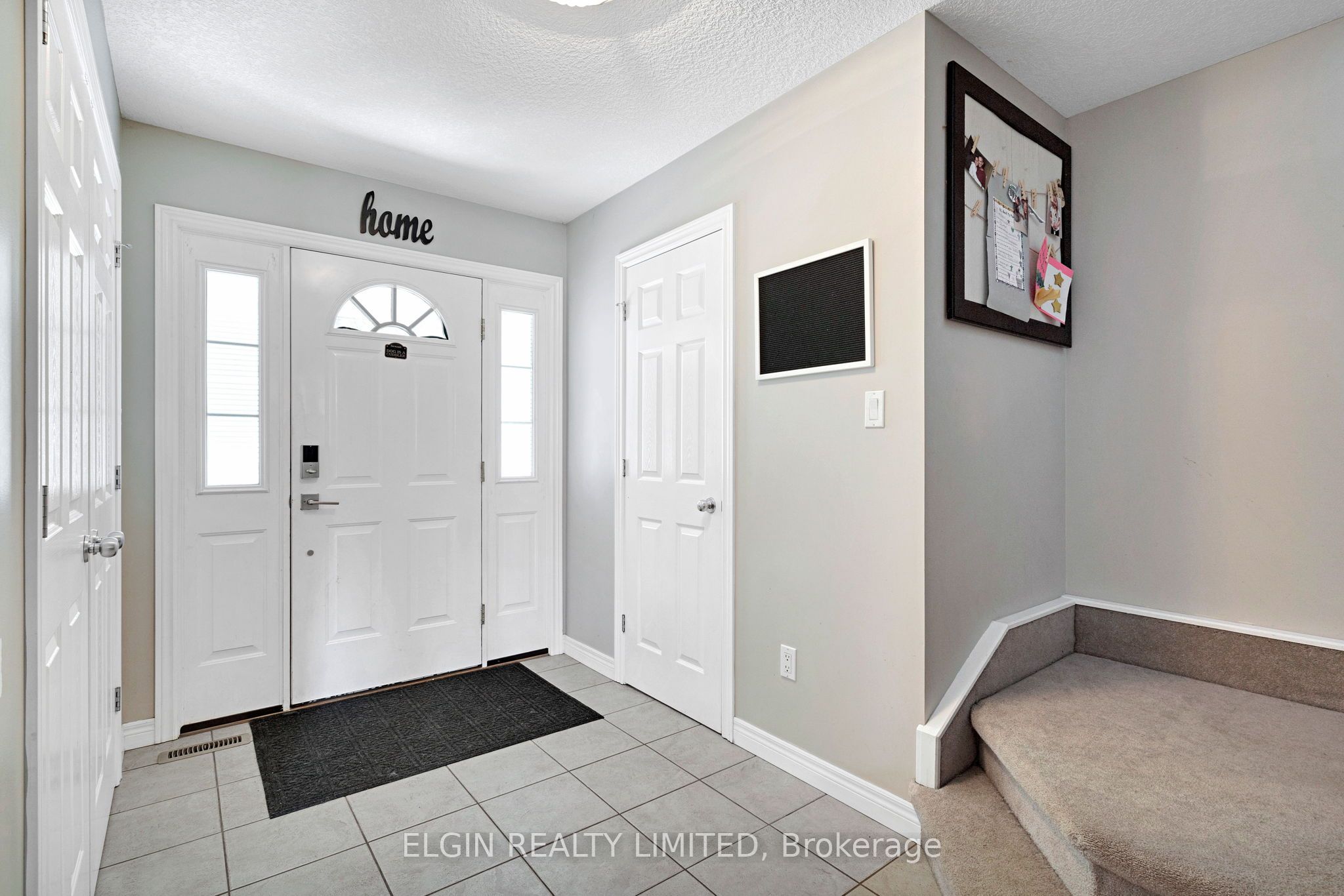 18 Goldenrod Court, St. Thomas, ON N5P 4M7 photo 2