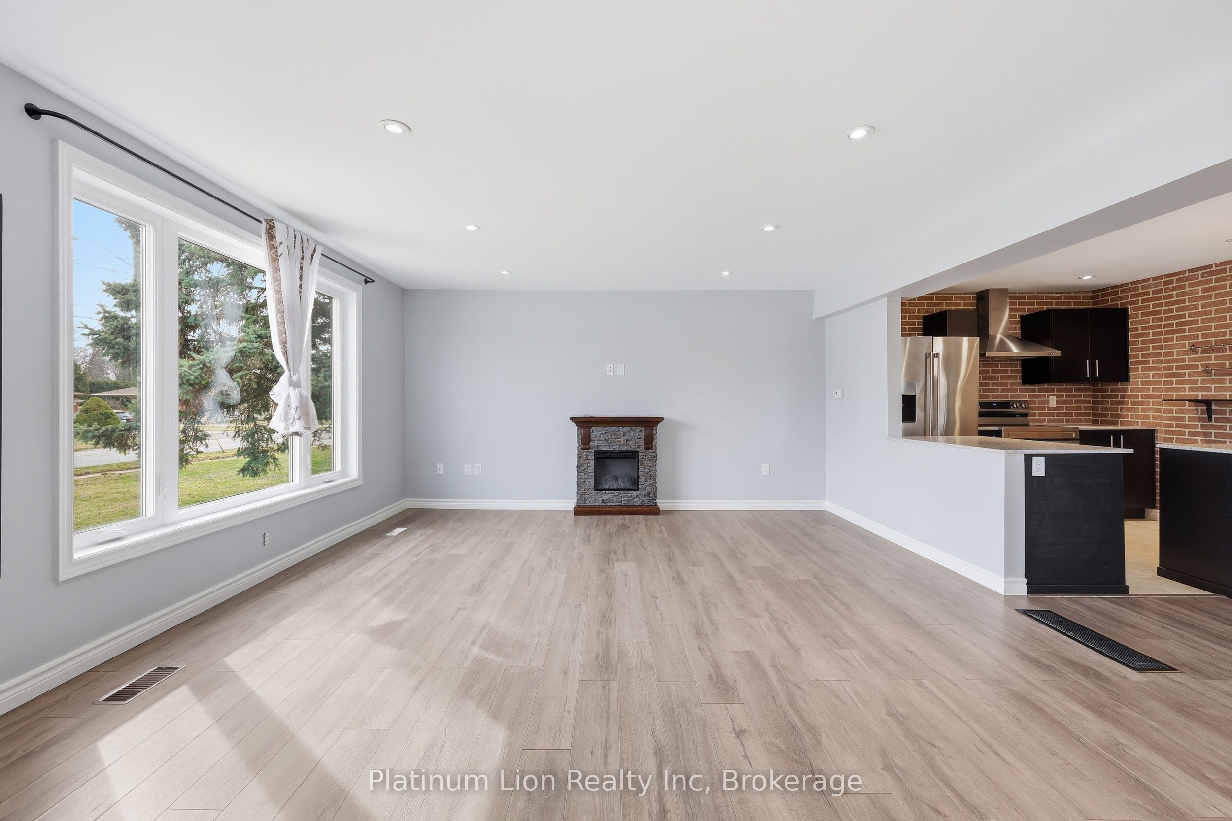 6581 Riall Street, Niagara Falls, ON L2J 1Z4 photo 5