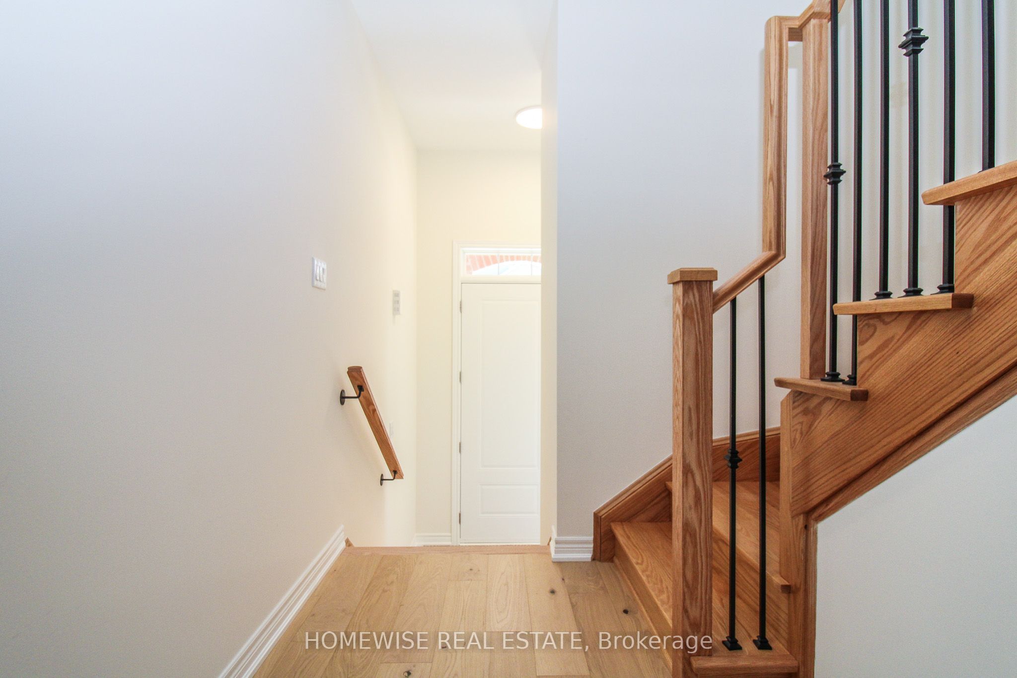 510 Clayton Avenue, Peterborough, ON K9K 0H5 photo 2