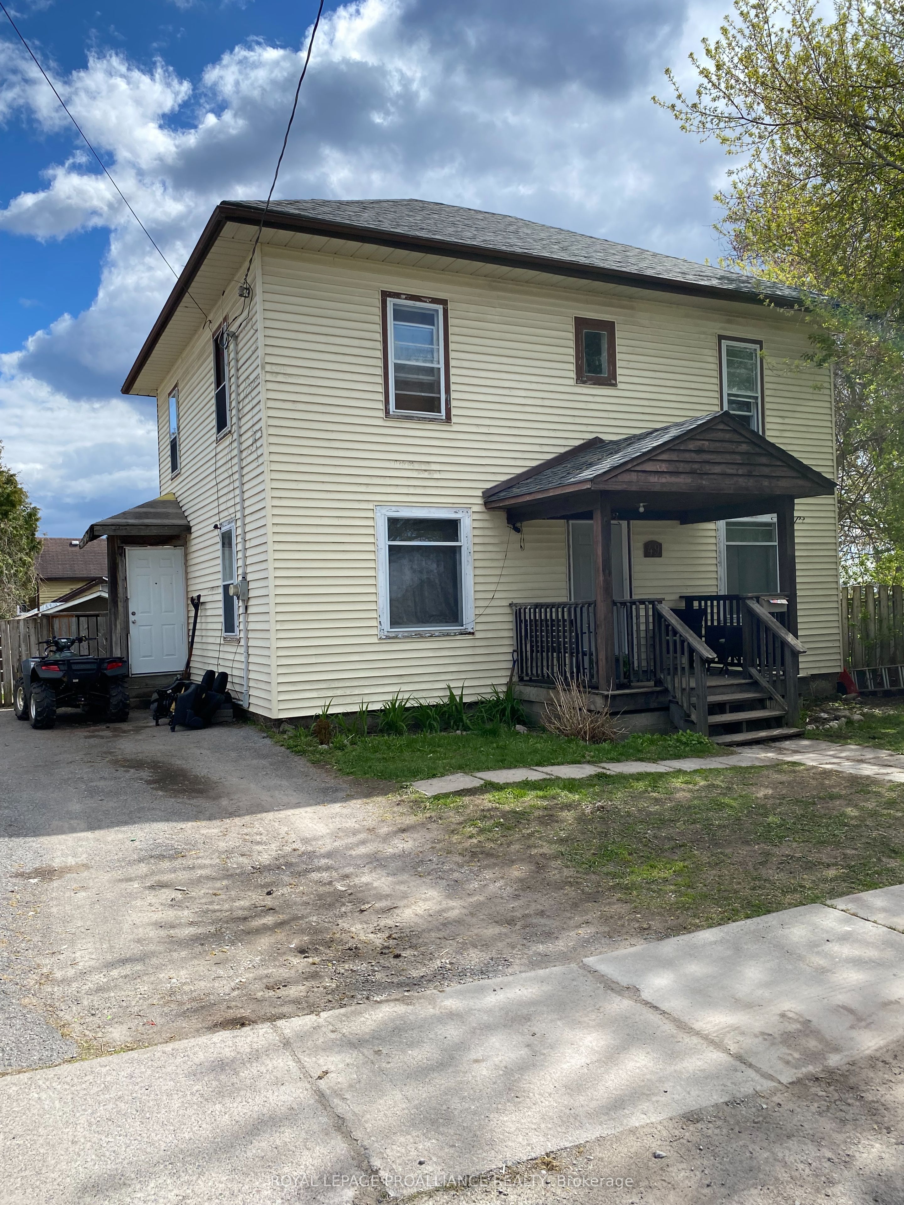 49 Crown Street, Quinte West, ON K8V 1P1 photo 4
