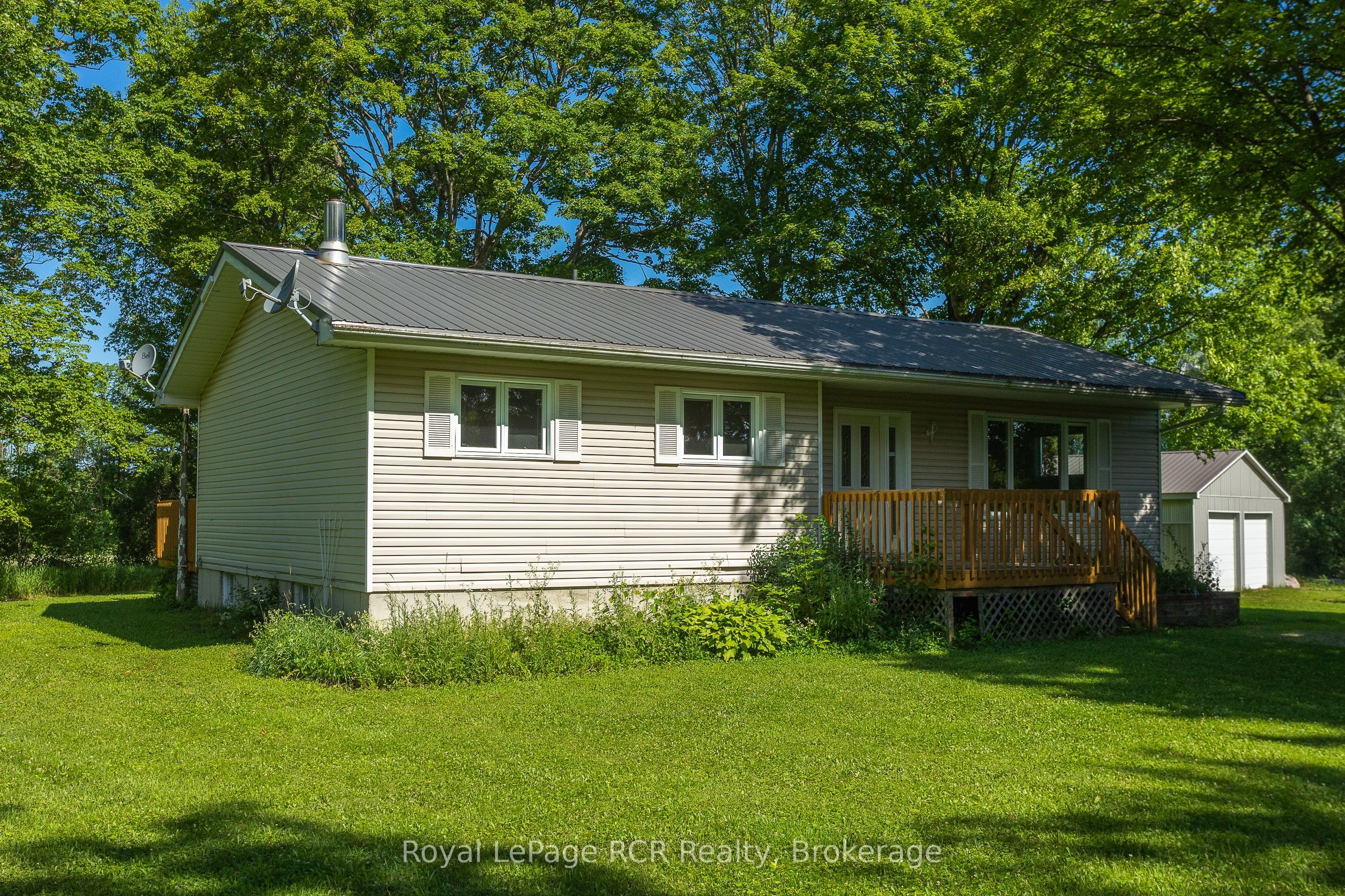 544267 Bells Lake Road, West Grey, ON N0C 1H0 photo 2
