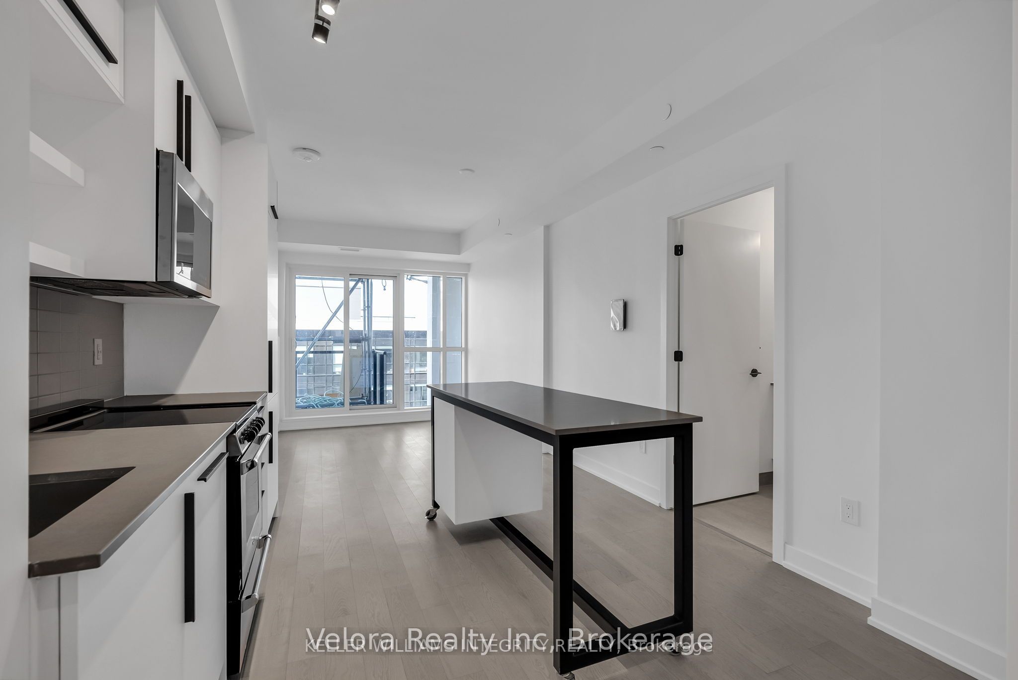 560 RIDEAU Street 905, Lower Town - Sandy Hill, ON K1N 0G3 photo 5
