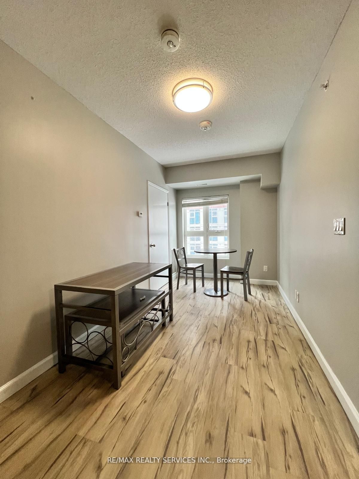 258A Sunview Street 1617, Waterloo, ON N2L 0H6 photo 2