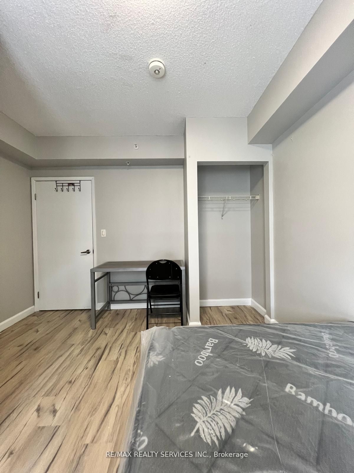 258A Sunview Street 1617, Waterloo, ON N2L 0H6 photo 4