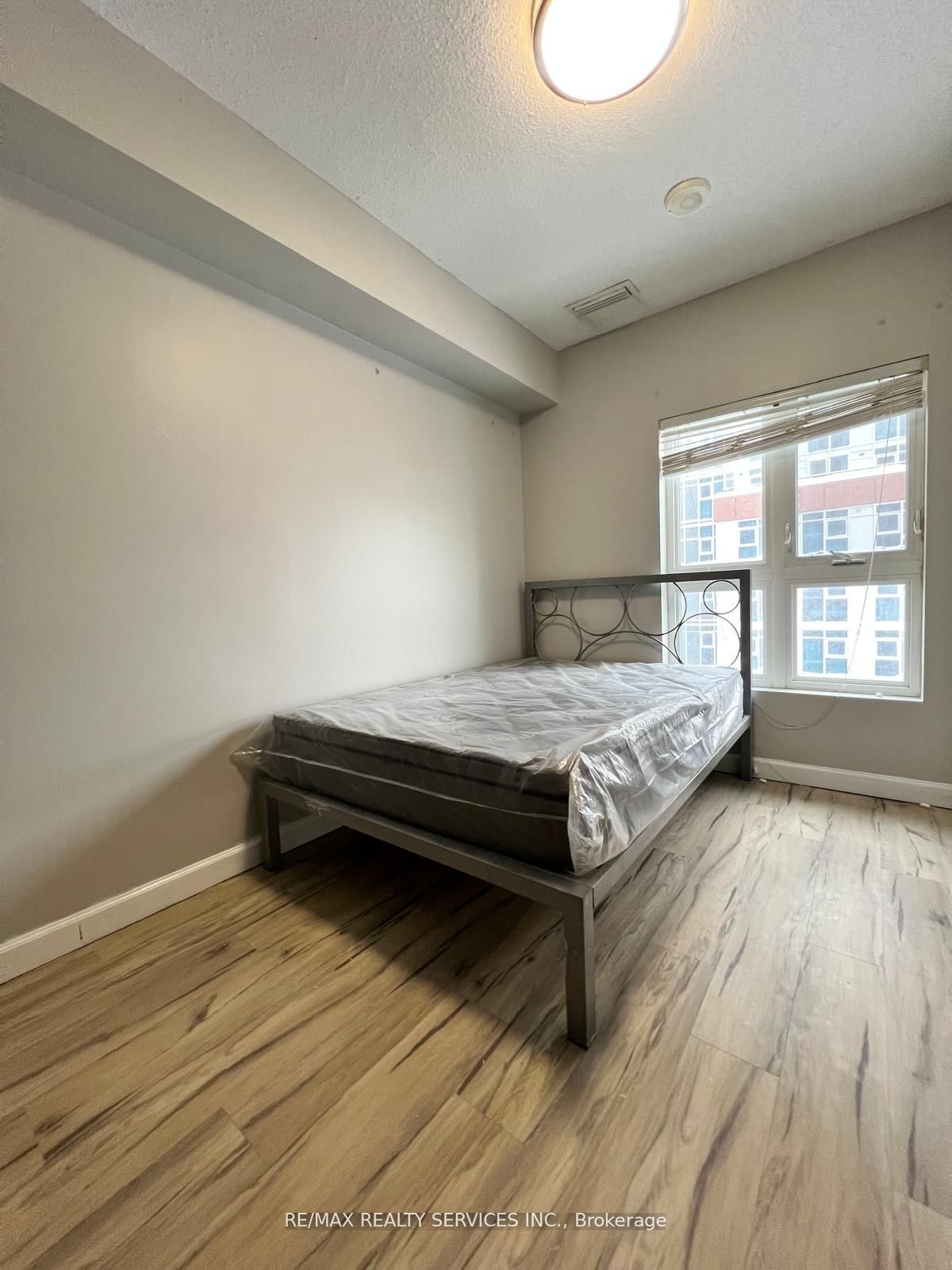 258A Sunview Street 1617, Waterloo, ON N2L 0H6 photo 5