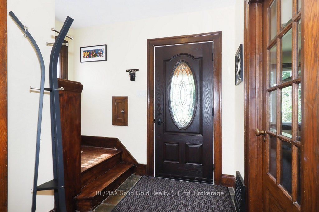 223 Wellington Street N, Kitchener, ON N2H 5K6 photo 2
