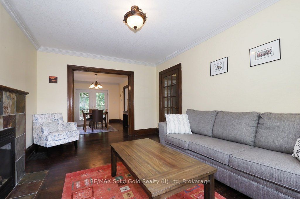 223 Wellington Street N, Kitchener, ON N2H 5K6 photo 4
