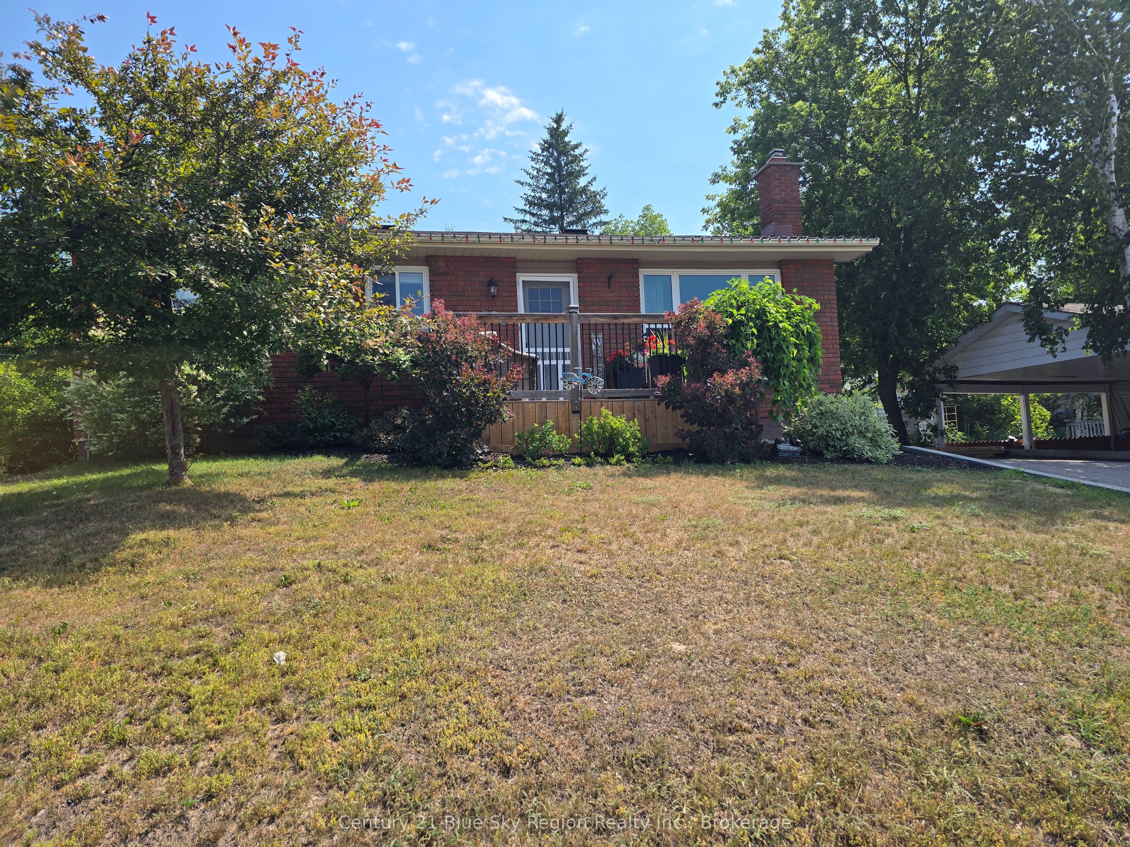 682 King Street, Callander, ON P0H 1H0 photo 2