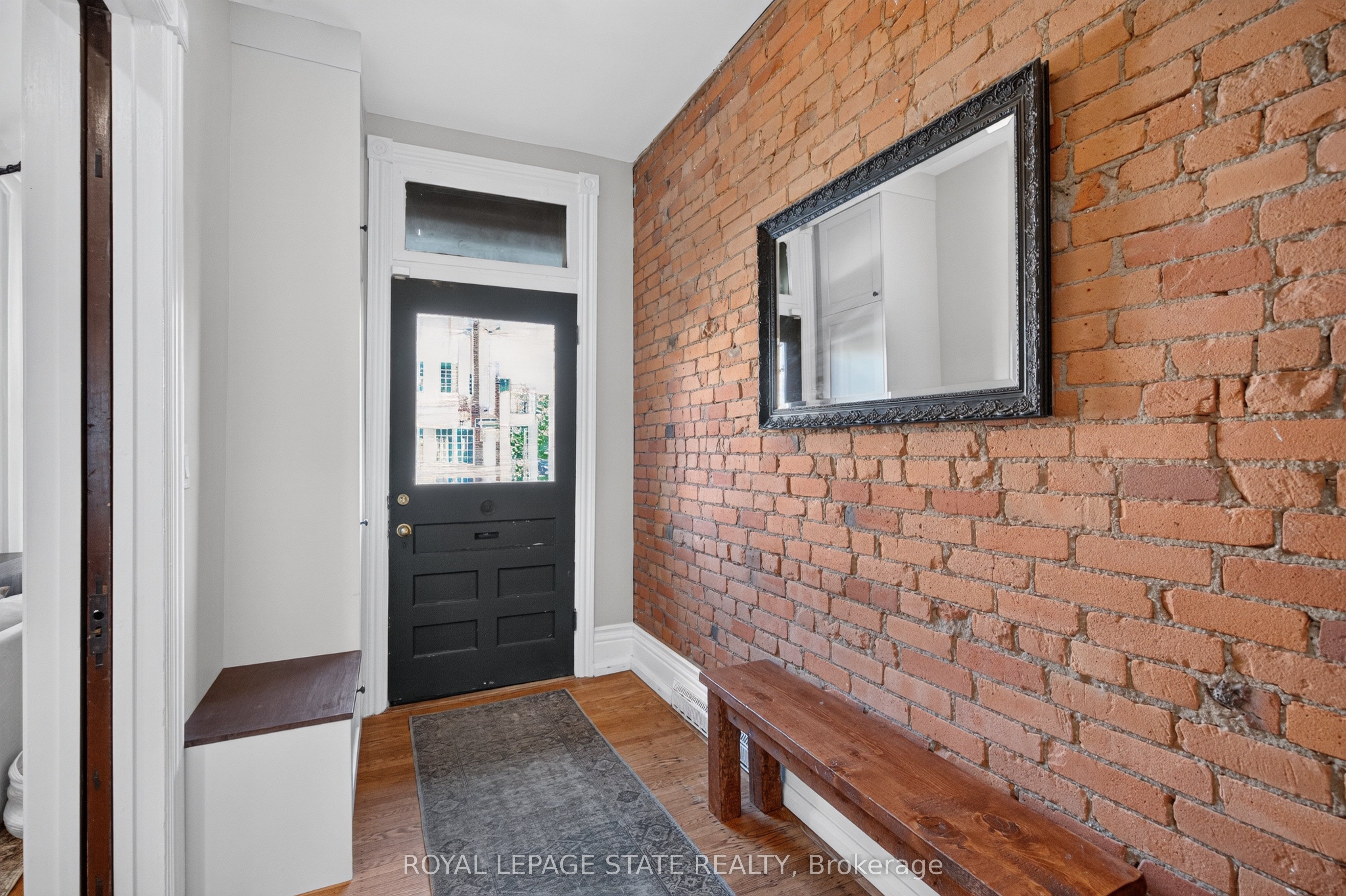 135 Catharine Street S, Hamilton, ON L8N 2J6 photo 3