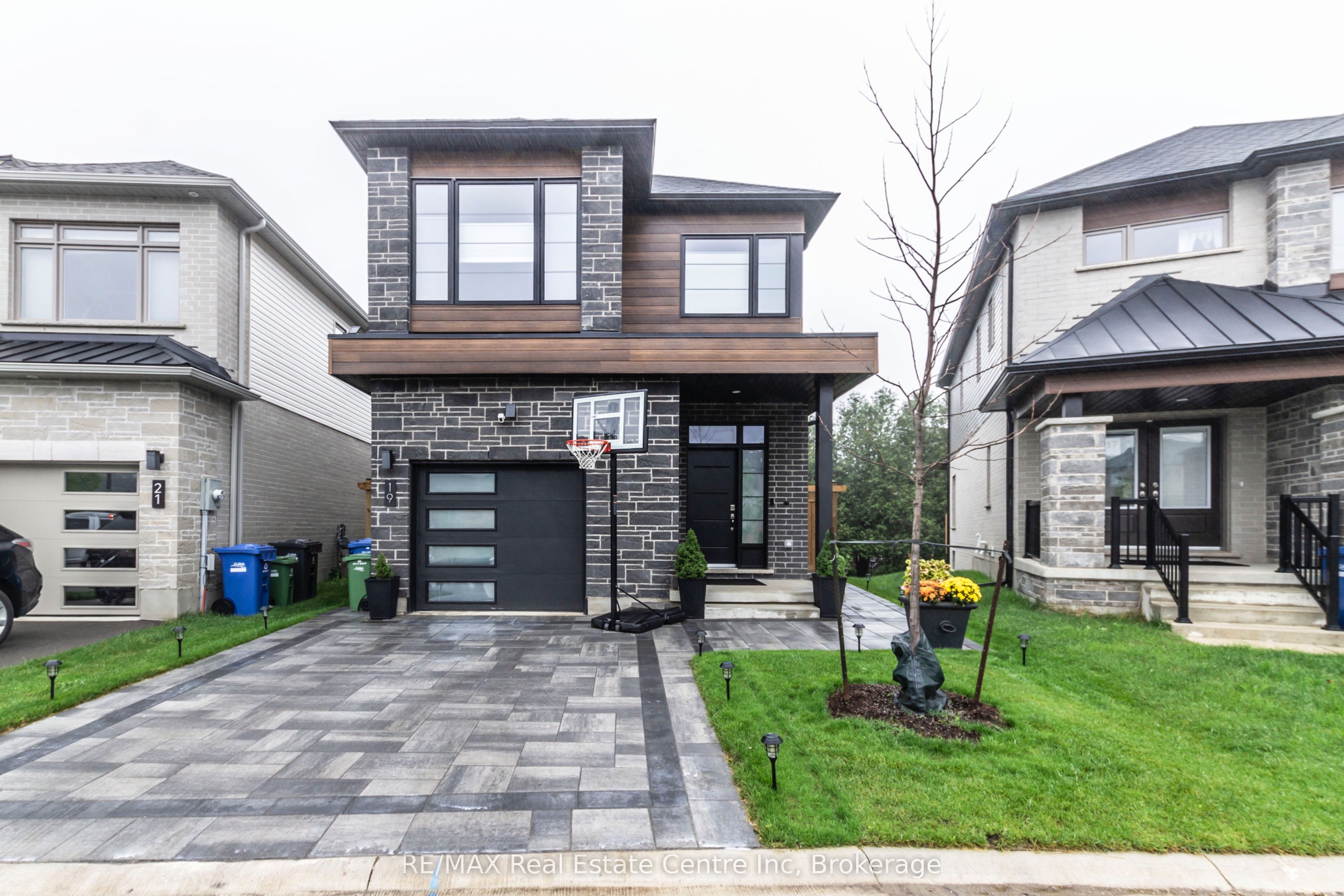 19 FERRIS CIRCLE Lane, Guelph, ON N1G 4X2 photo 4