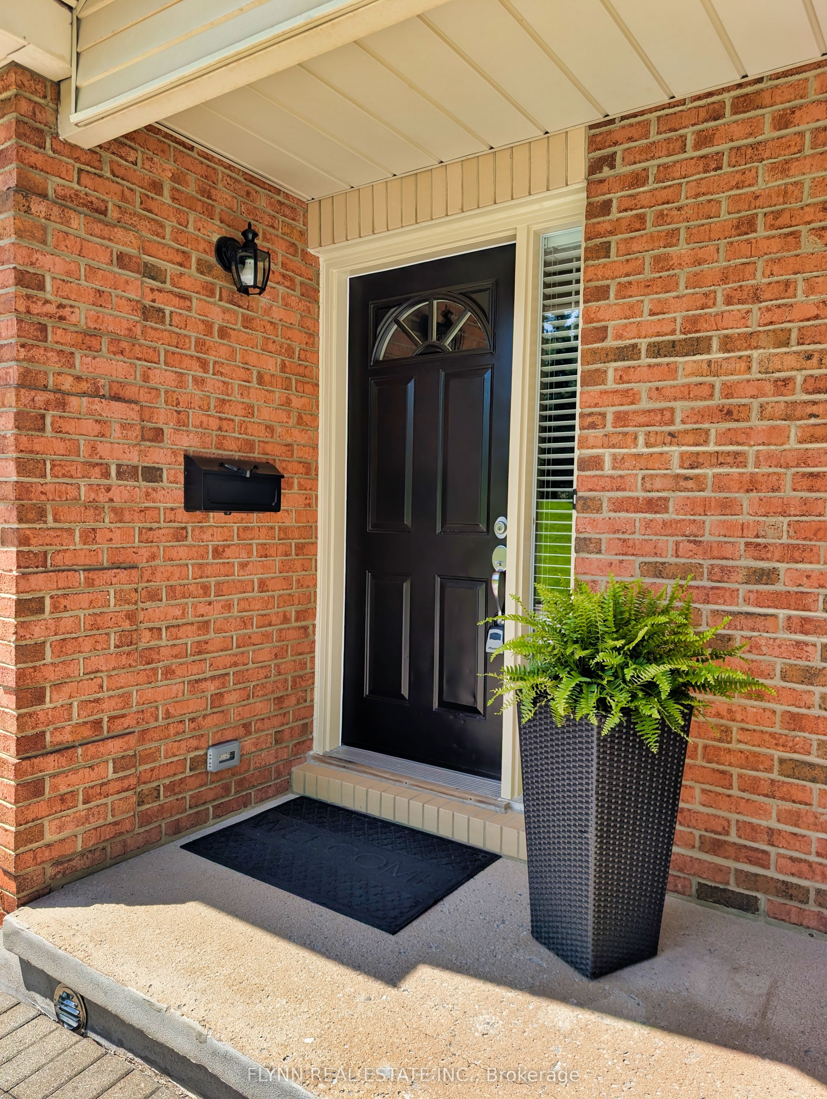 5150 Dorchester Road 6, Niagara Falls, ON L2E 7H2 photo 3
