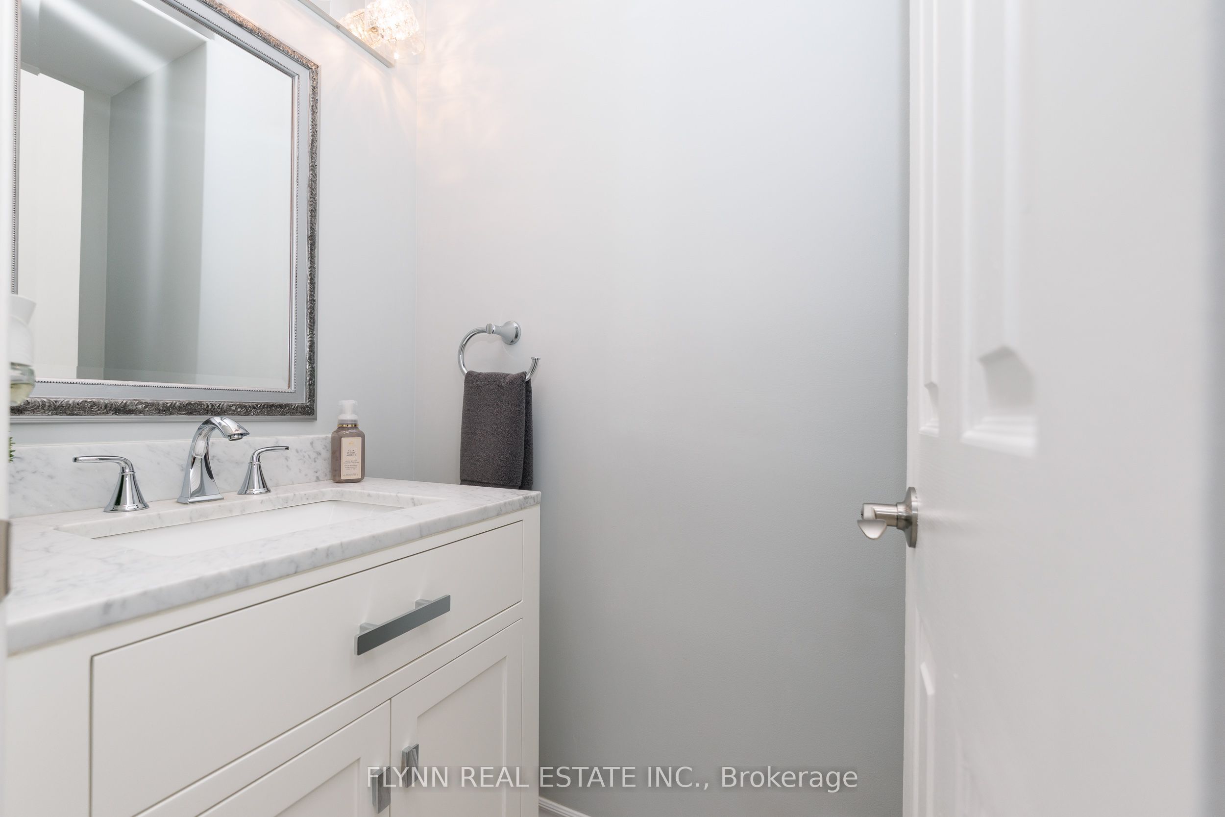 5150 Dorchester Road 6, Niagara Falls, ON L2E 7H2 photo 5