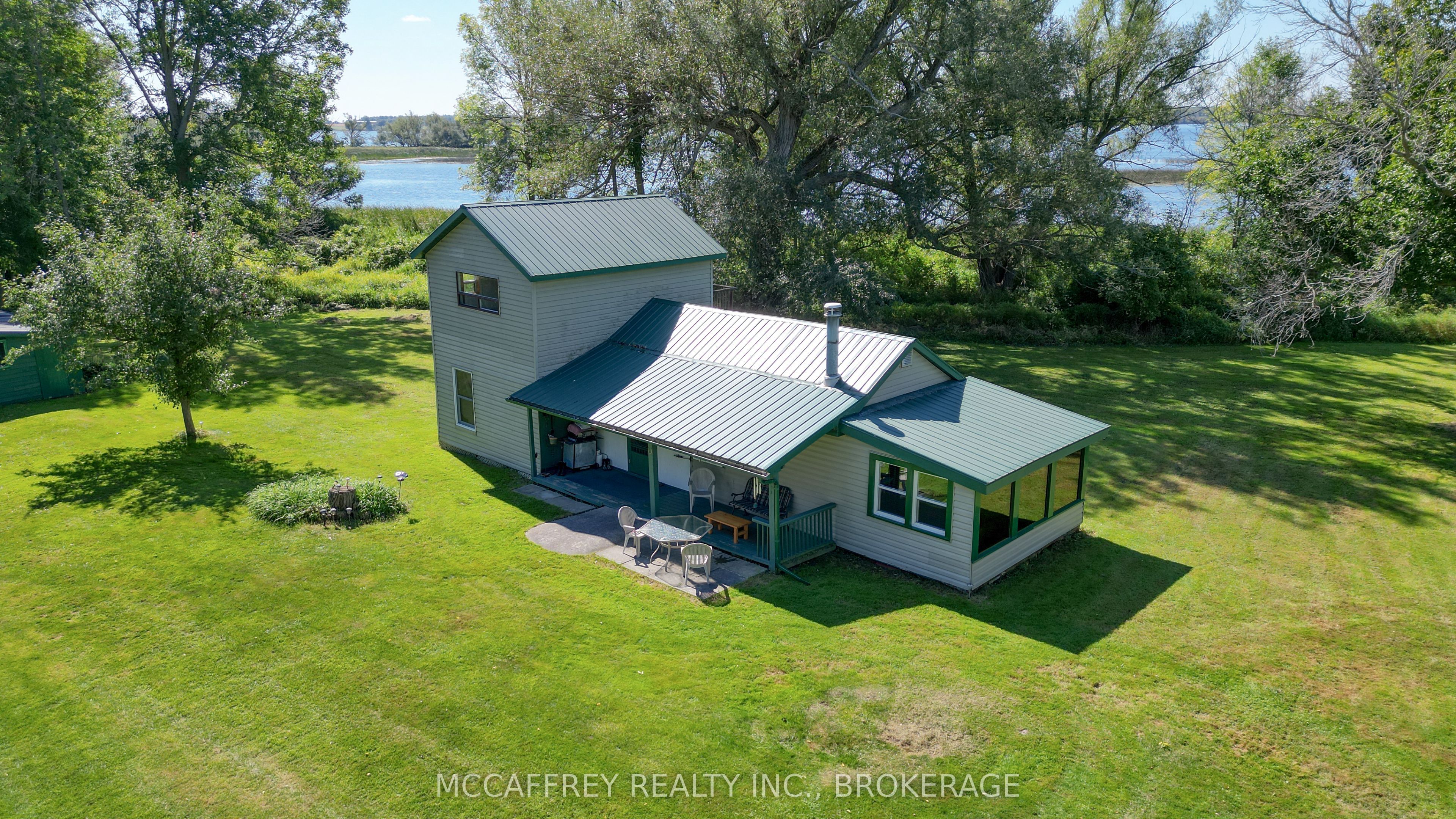 1280 GALT Street, Greater Napanee, ON K0H 1G0 photo 2