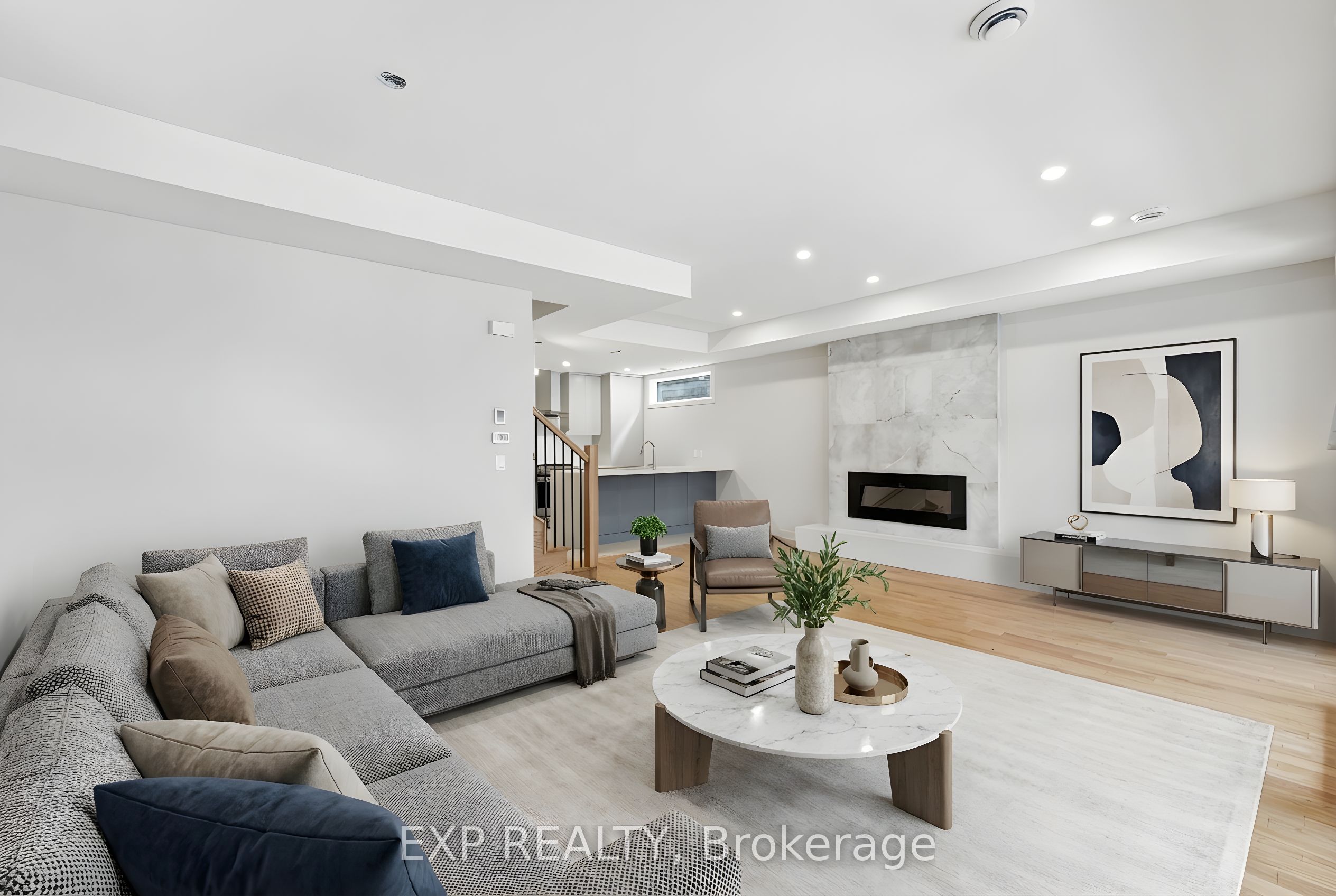 512 Roosevelt Avenue B, Carlingwood - Westboro and Area, ON K2A 1Z8 photo 3