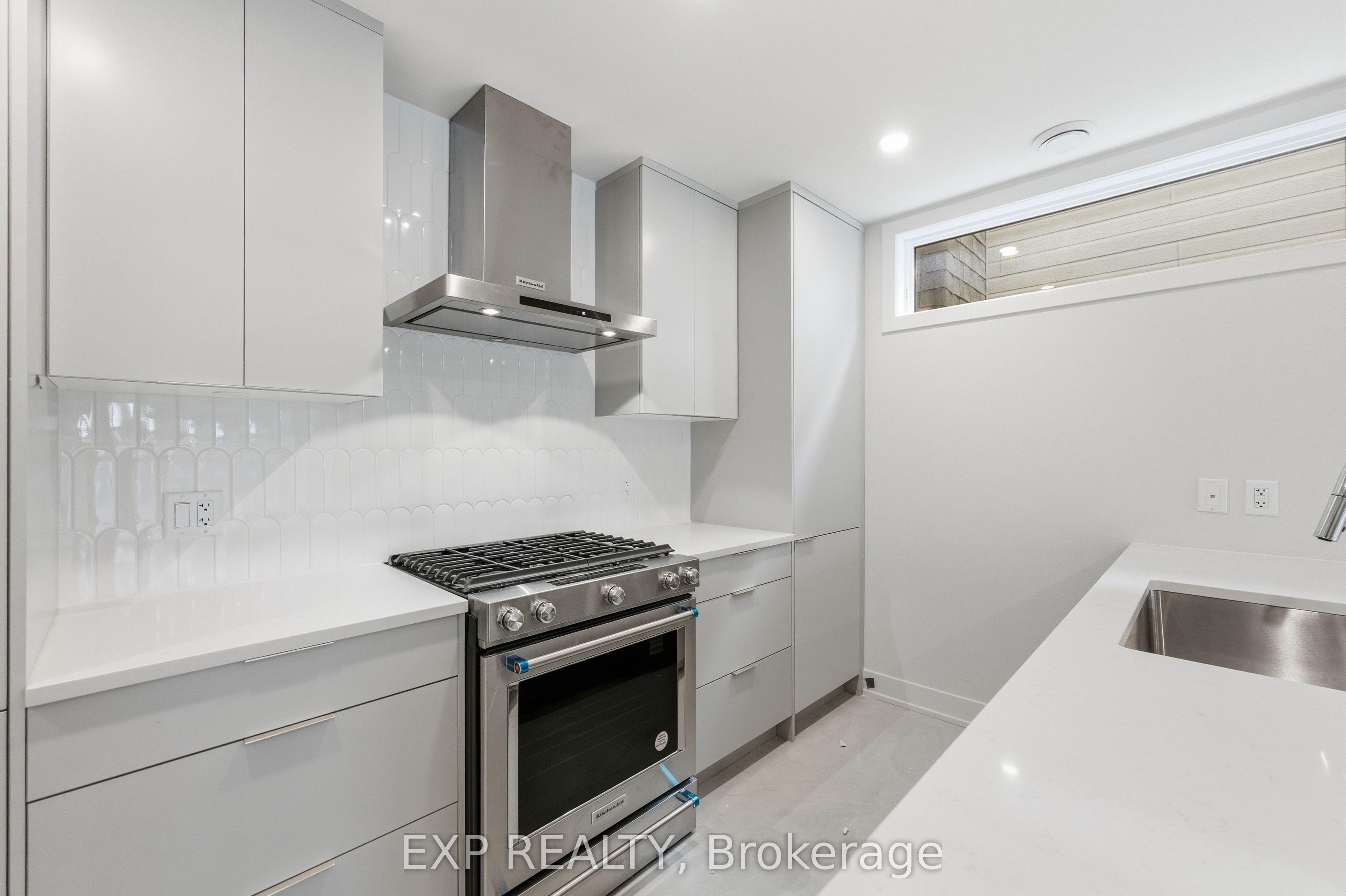 512 Roosevelt Avenue B, Carlingwood - Westboro and Area, ON K2A 1Z8 photo 5