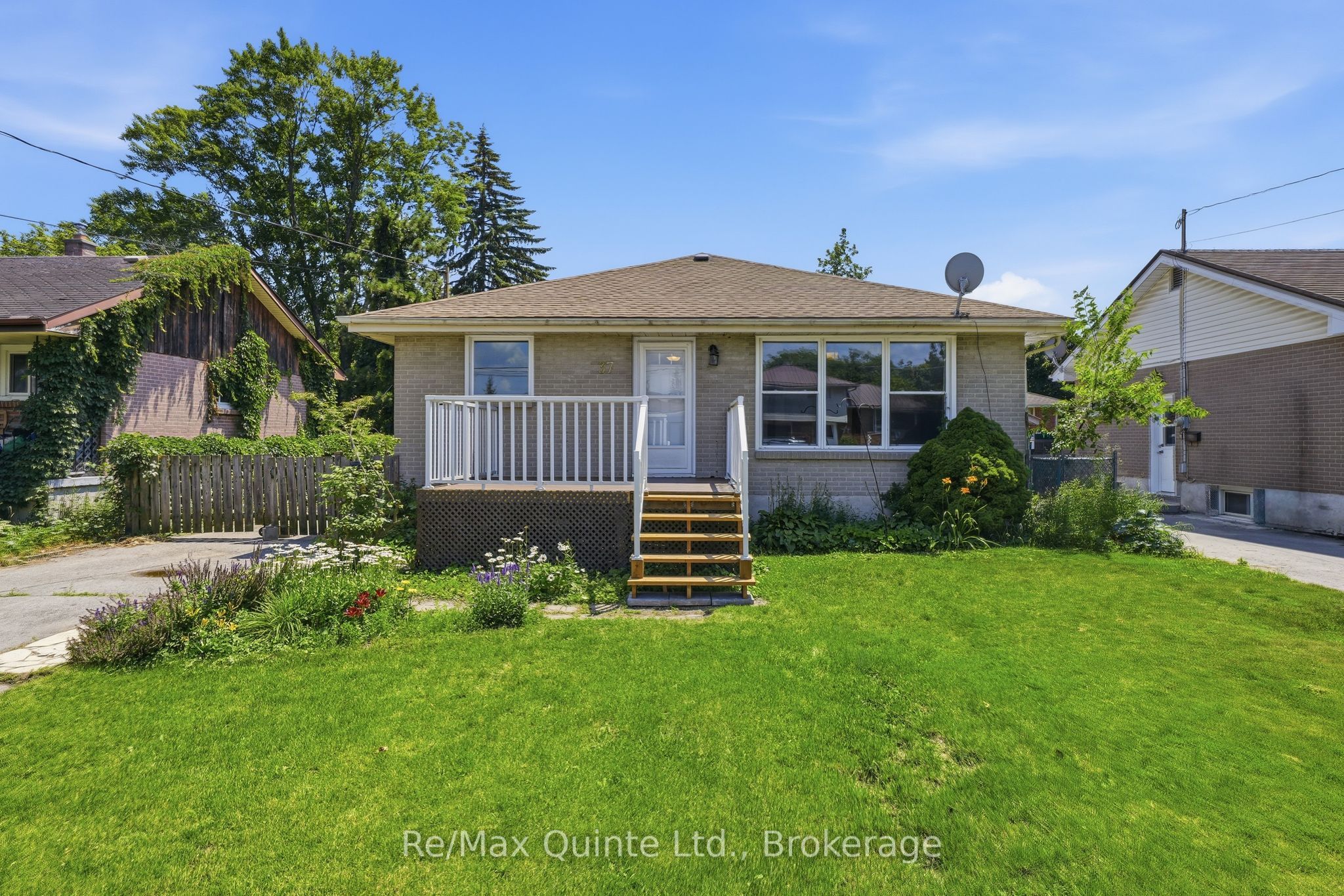 37 Northwood Crescent, Belleville, ON K8N 1X6 photo 2