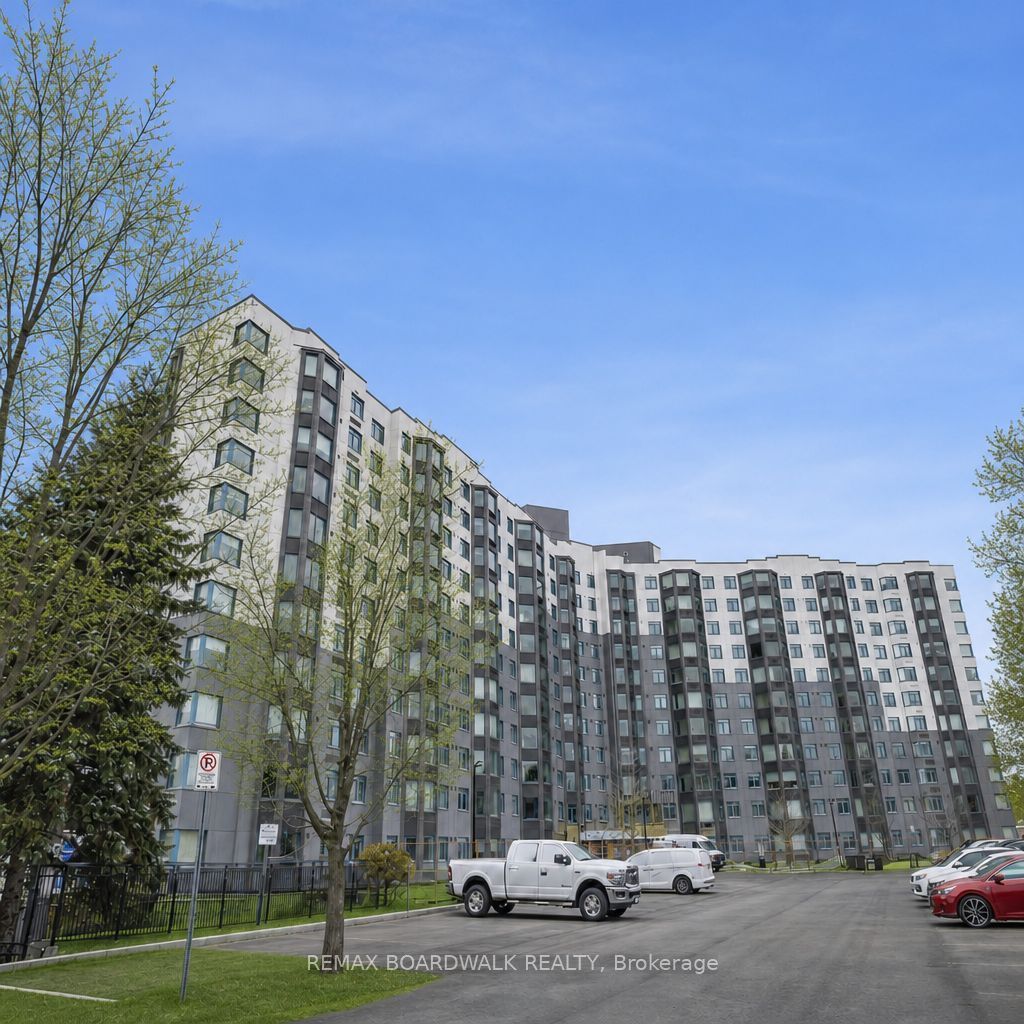 1025 Grenon Avenue 210, Britannia Heights - Queensway Terrace N and Area, ON K2B 8S5